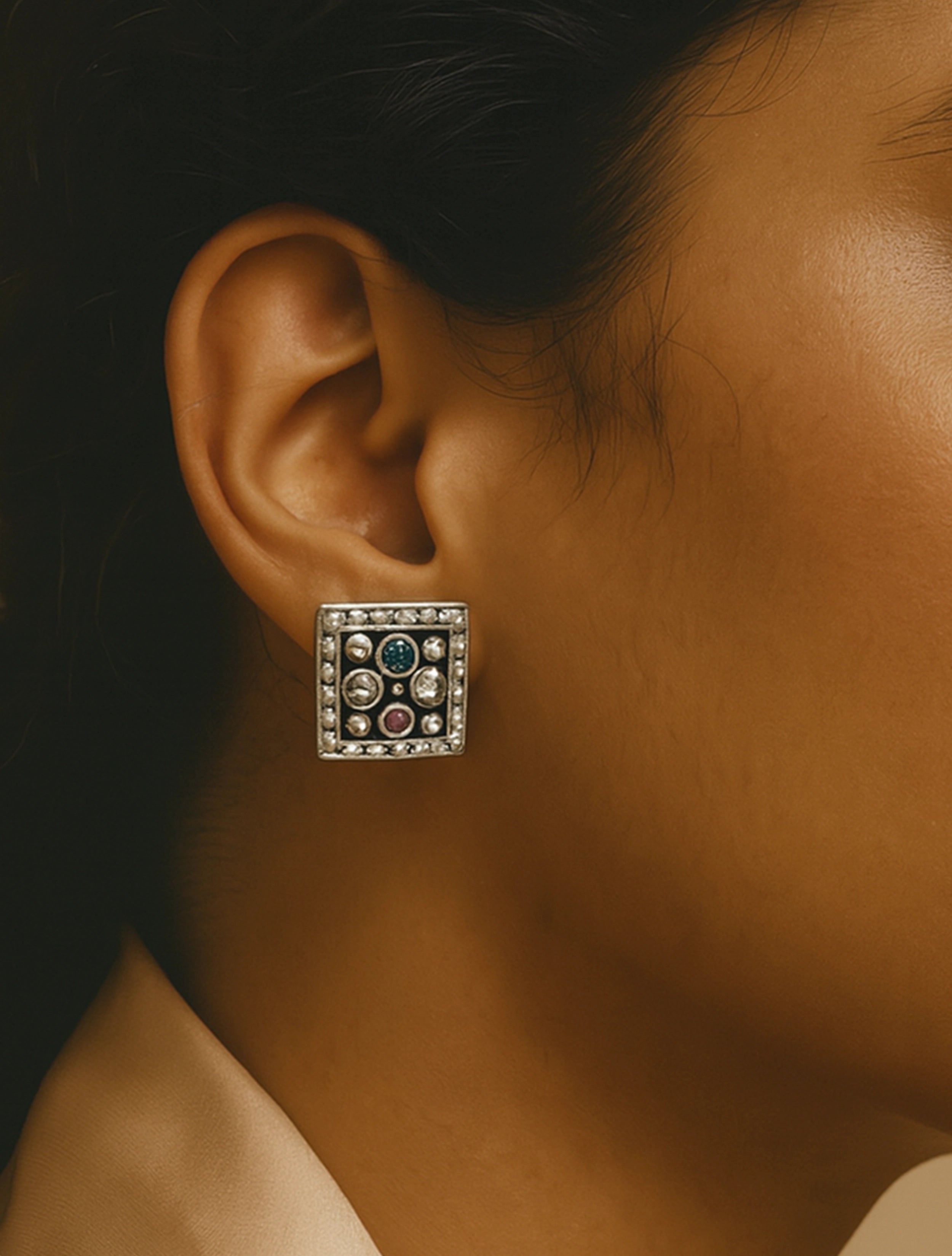 trueBrowns Sliver Toned Rectangle Pearl Stud Earrings