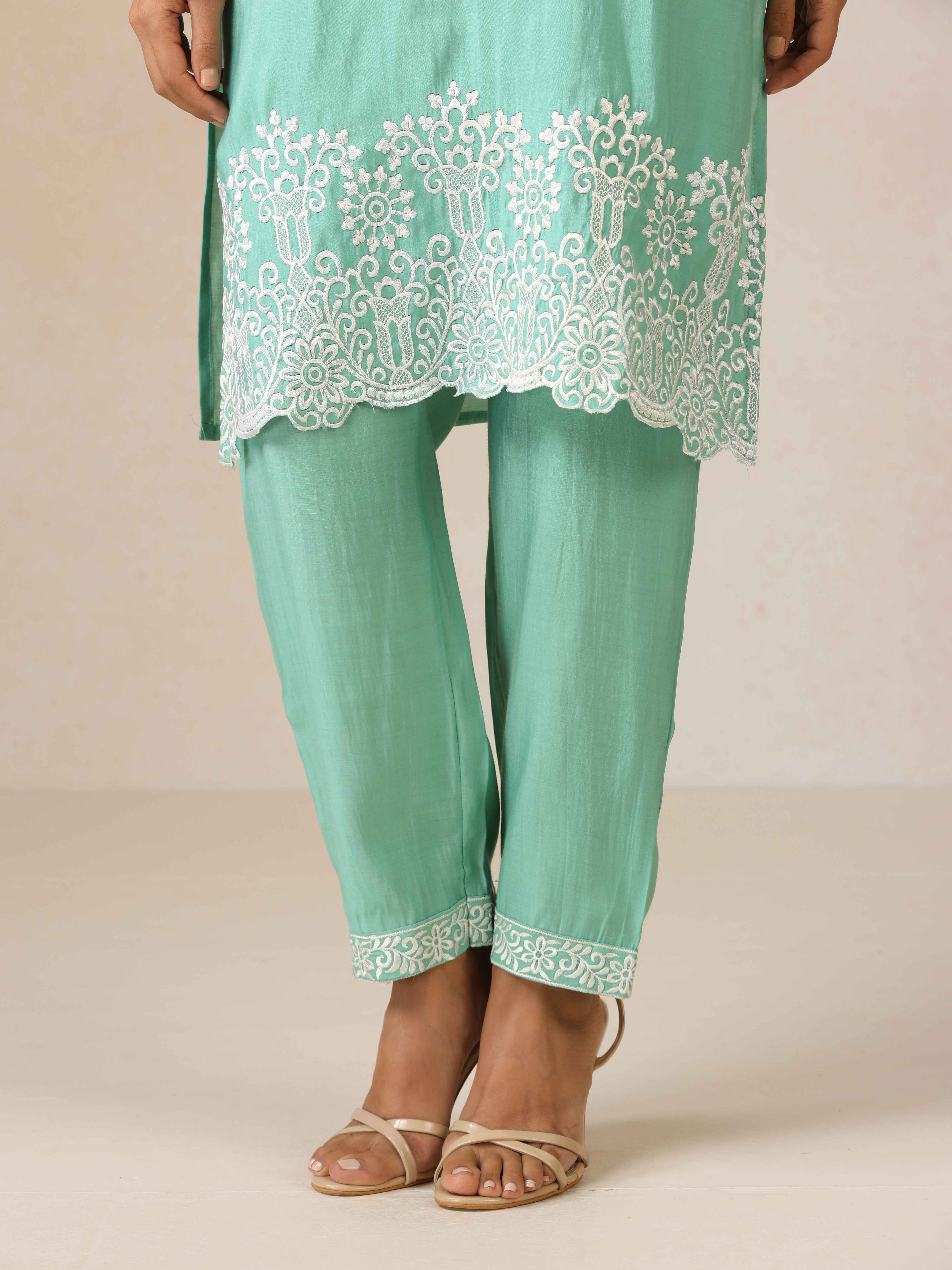 trueBrowns Mint Green Embroidered Straight Kurta Co-Ord Set