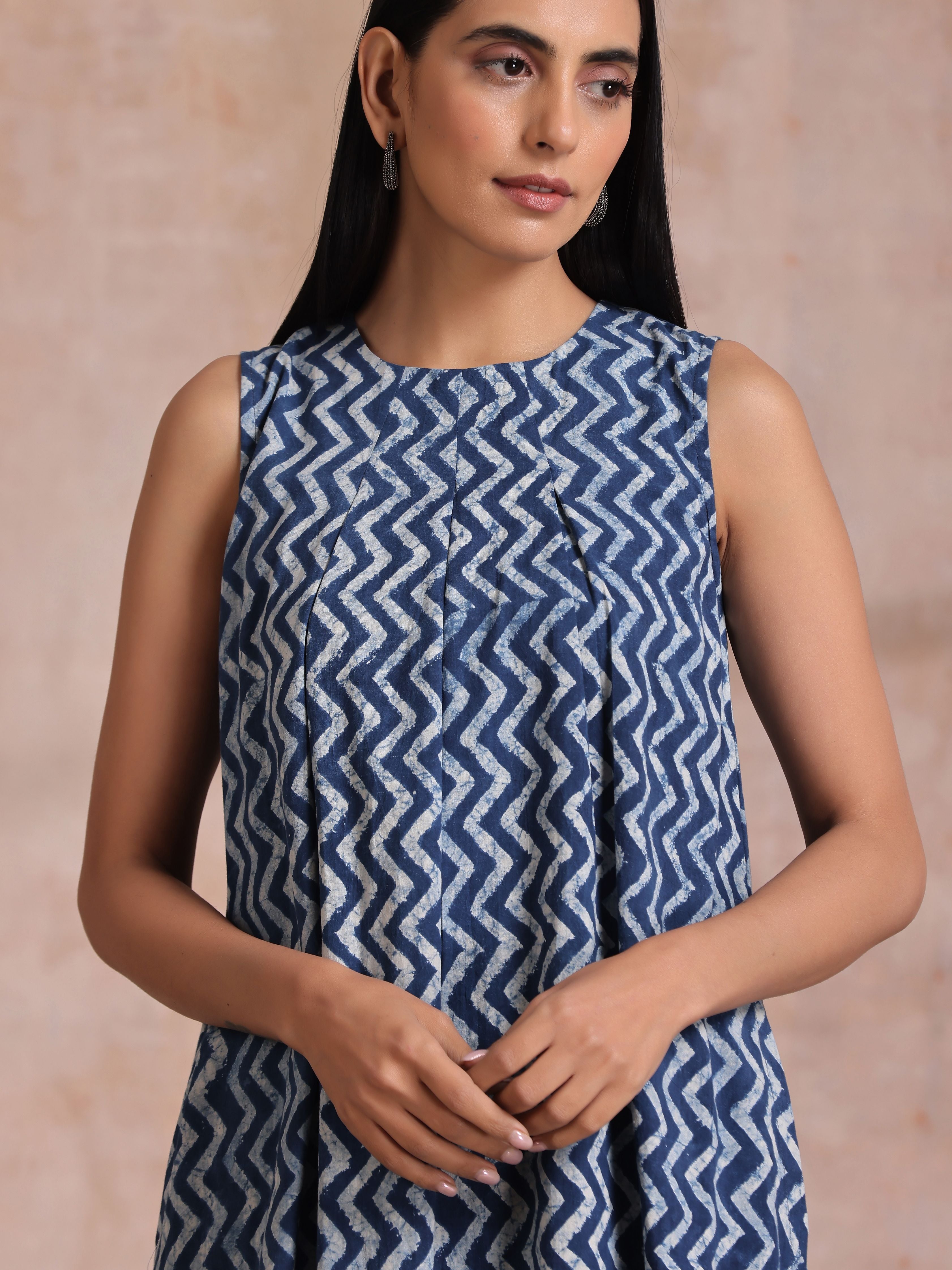 Indigo Dabu Zig-Zag Lines Print Cotton Sleeveless Kurta Pant Set