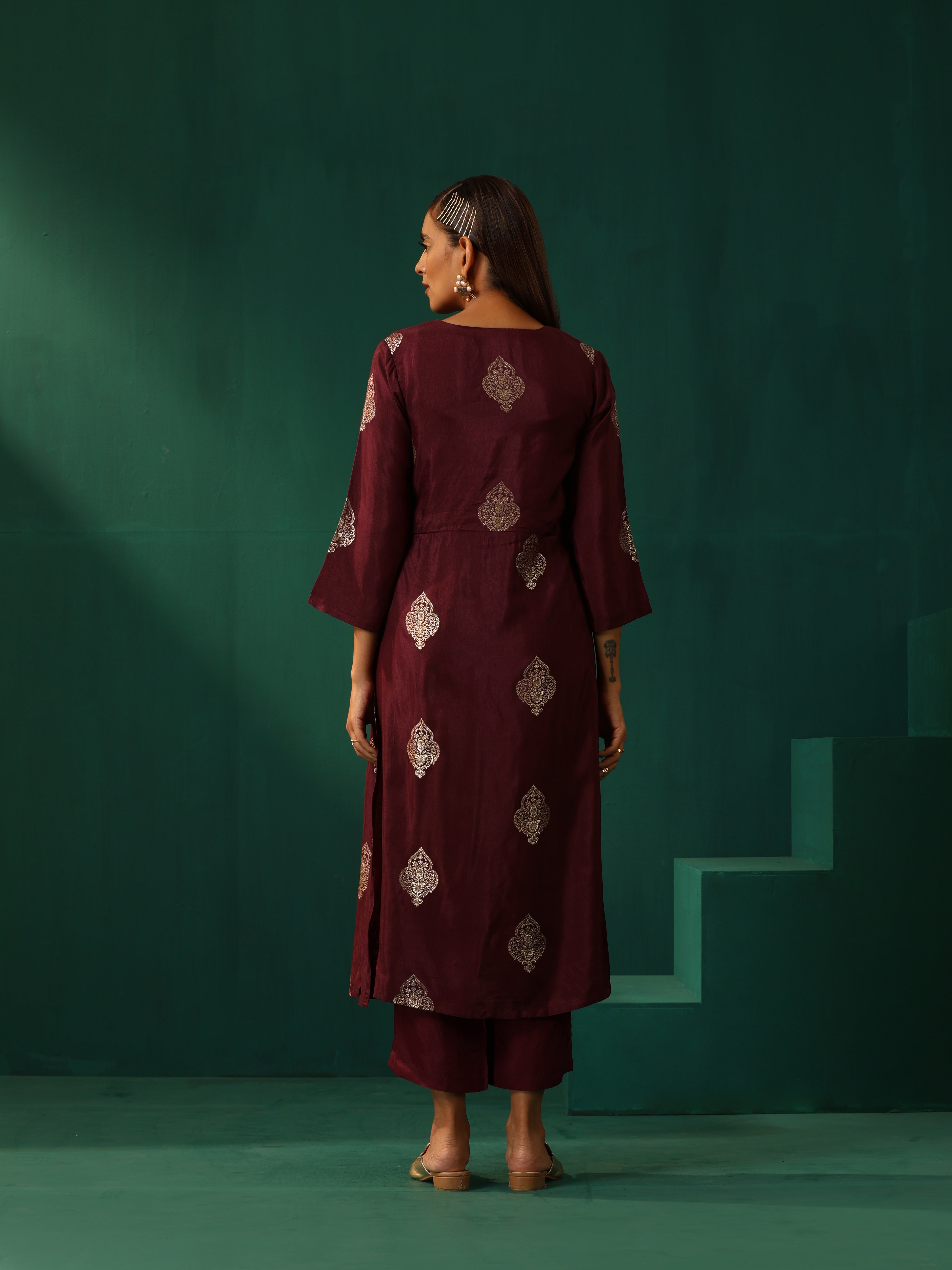 trueBrowns Wine Geometric Viscose Silk Slit Kurta Pant Set