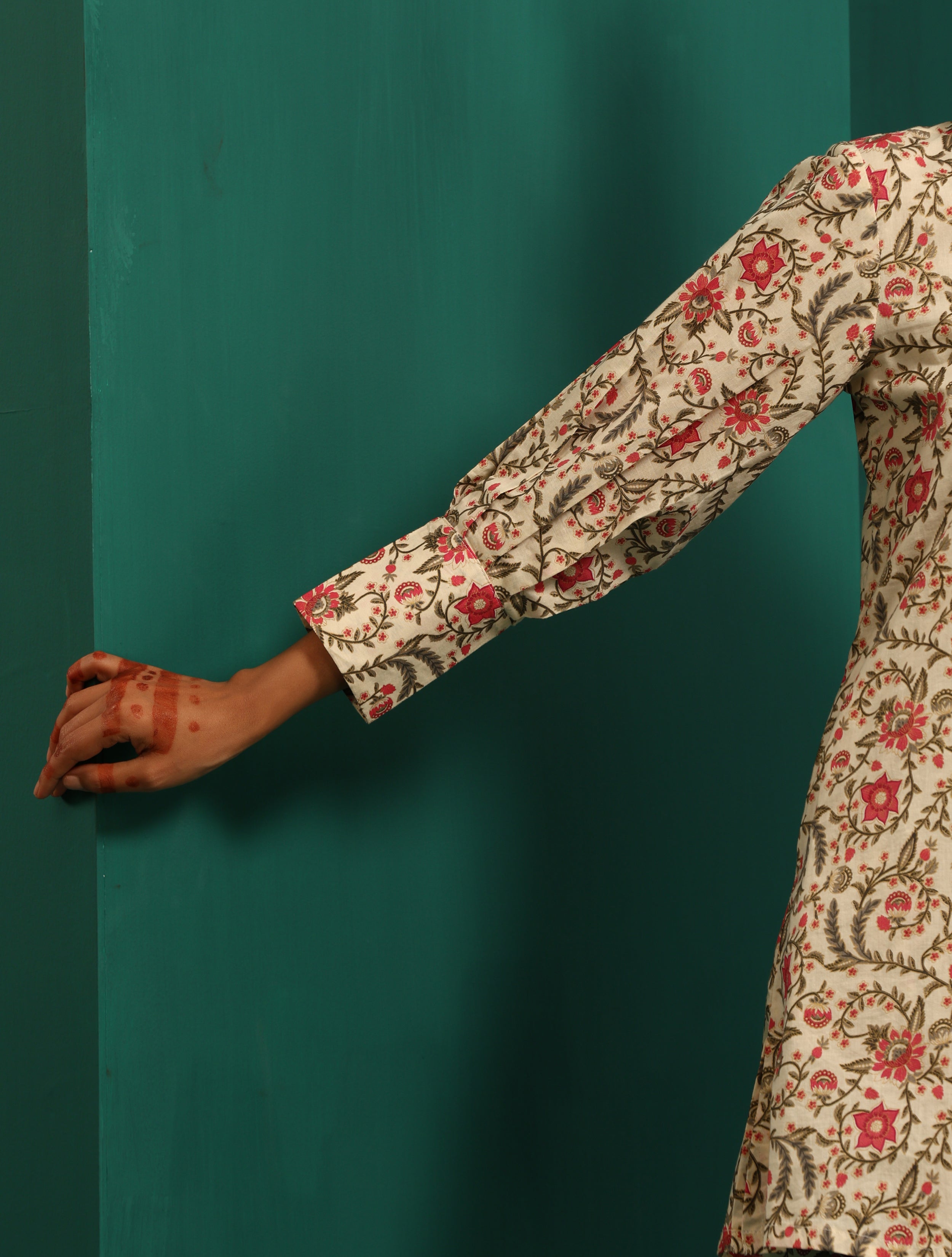 trueBrowns Pink Floral Cotton Printed Co-ord Set