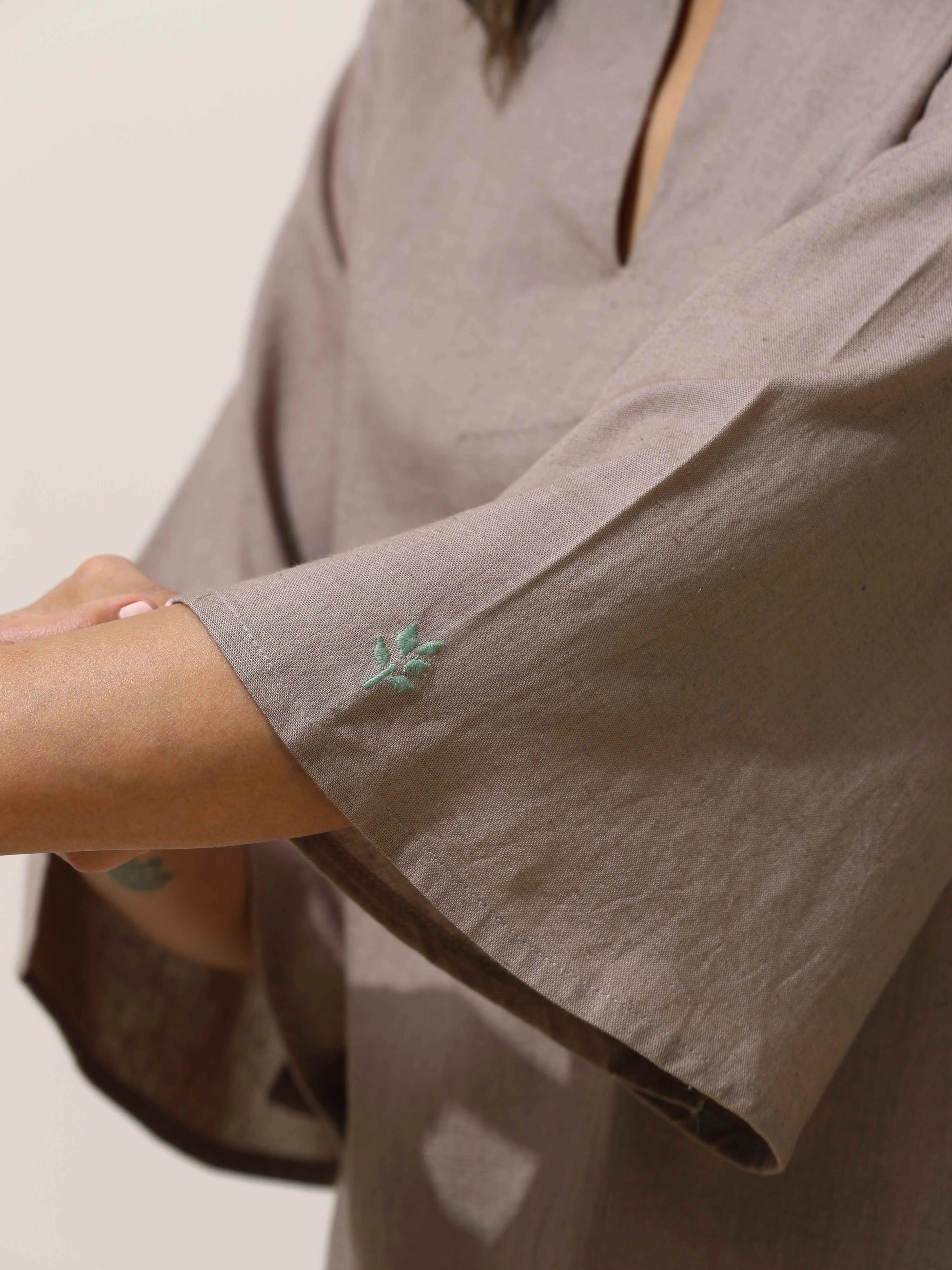 trueBrowns Grey Cotton Linen Kurta Pant Set