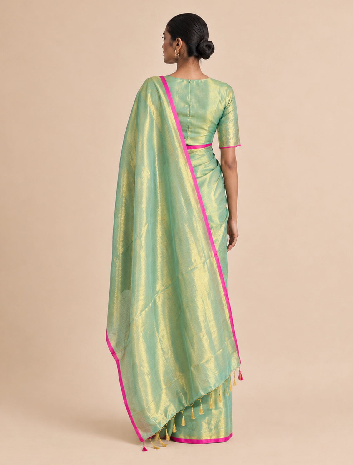 trueBrowns Green Tissue Handloom Saree With Unstitched Blouse