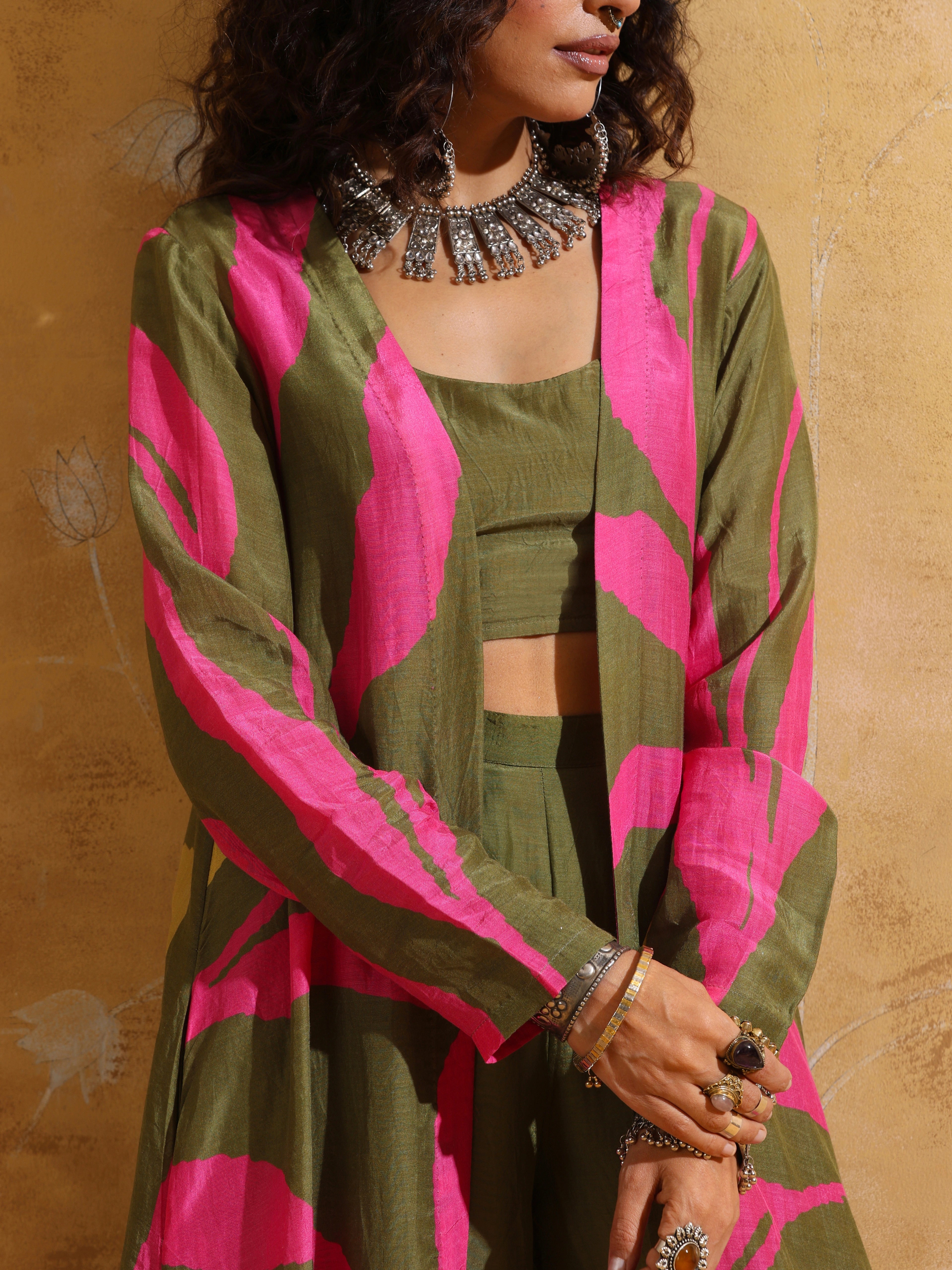 trueBrowns Green Pink Floral Print Muslin Silk Jacket Set