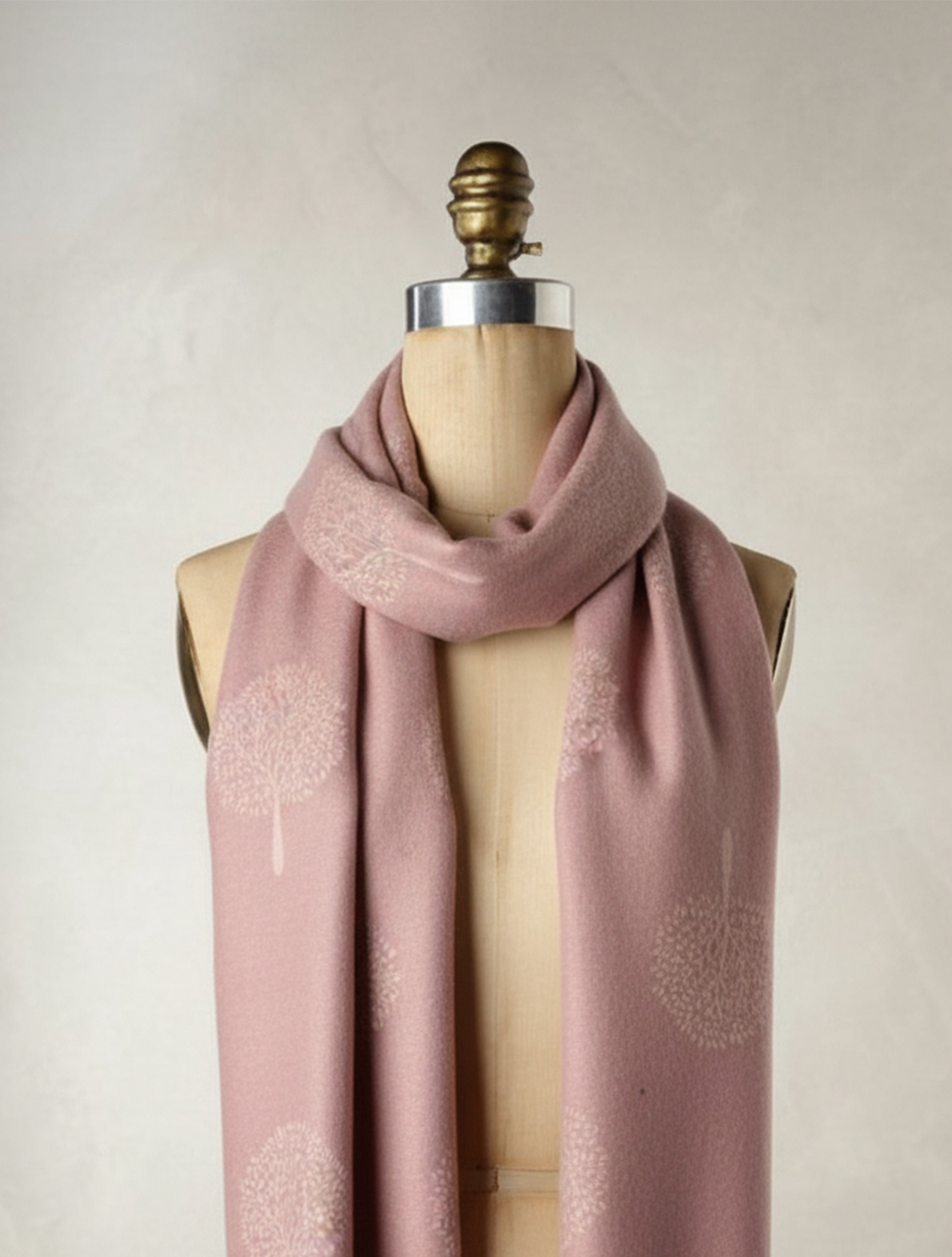 trueBrowns Pink Woollen Weave Floral Stole