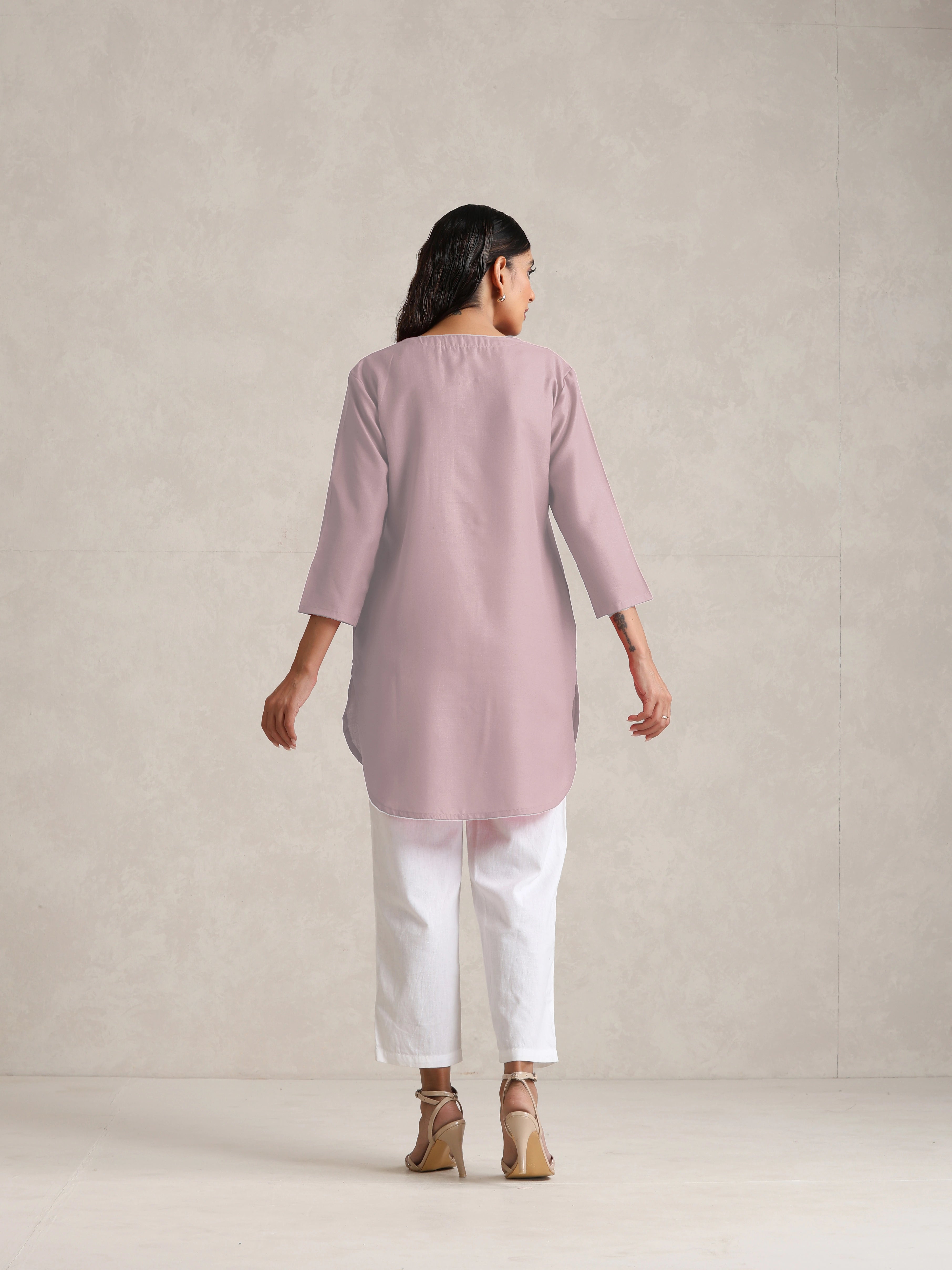trueBrowns Pink Cotton Blend Short Kurta