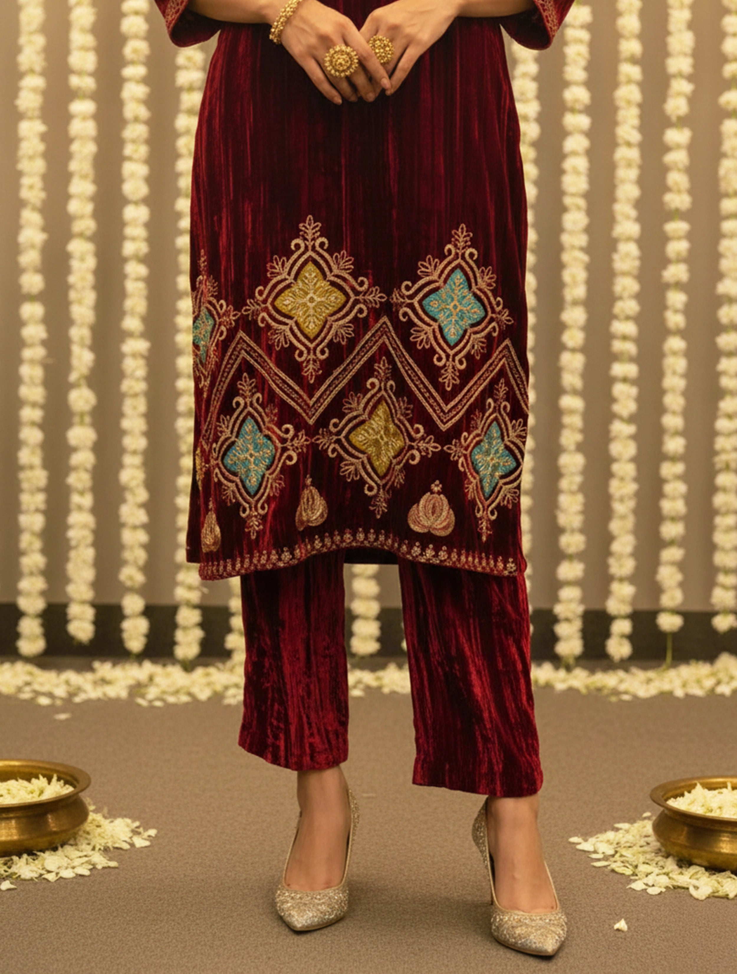 trueBrowns Maroon Crinkled Velvet Embroidered Kurta Pants Dupatta Set