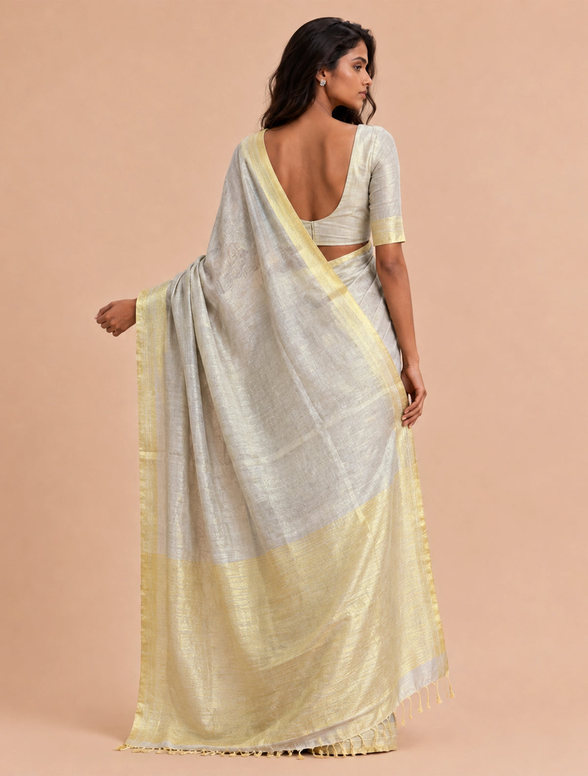 trueBrowns Grey Gold Tissue Silk Linen Handloom Saree With Unstitched Blouse