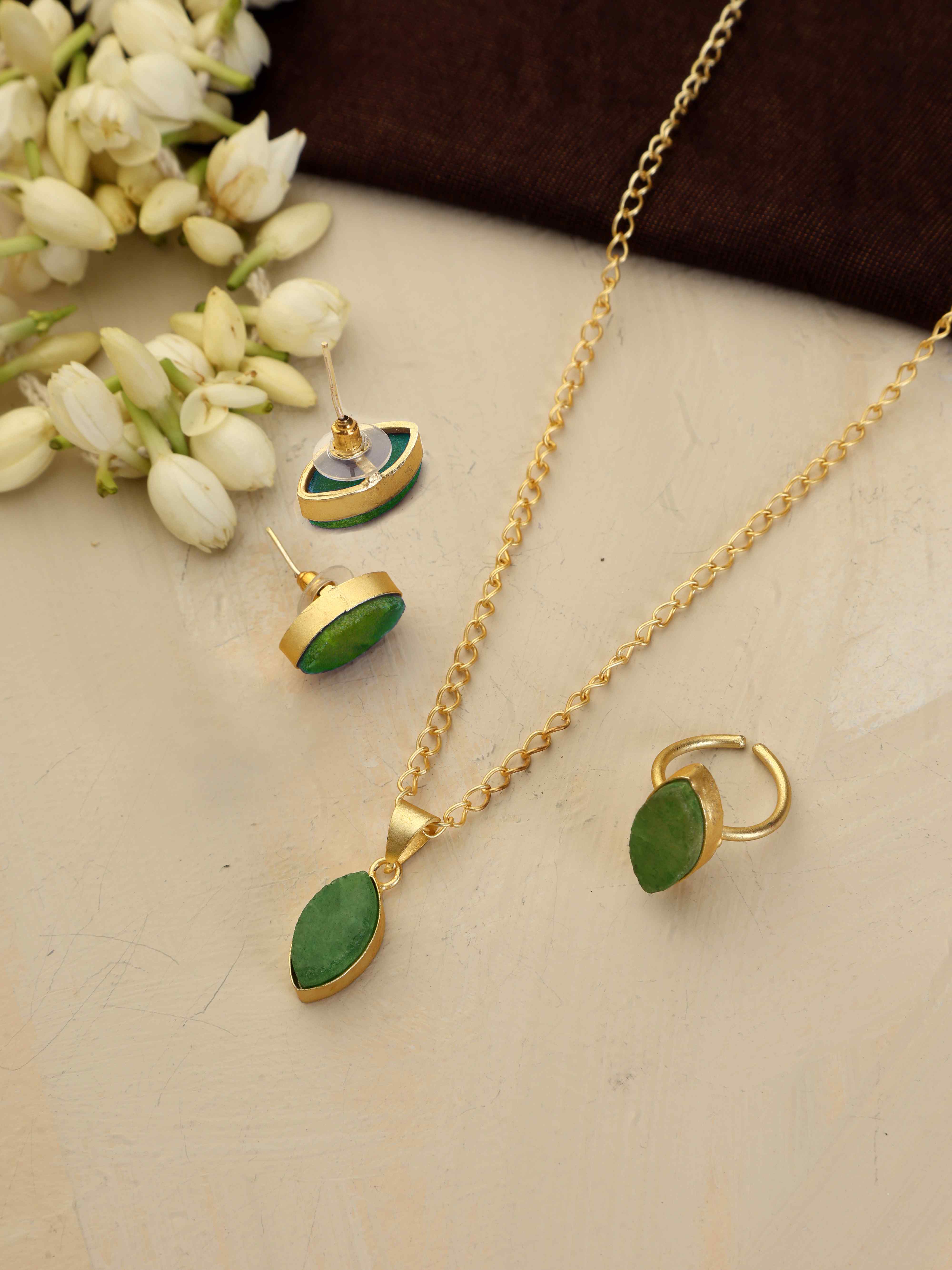 trueBrowns Gold Tone Green Stone Pendant Set