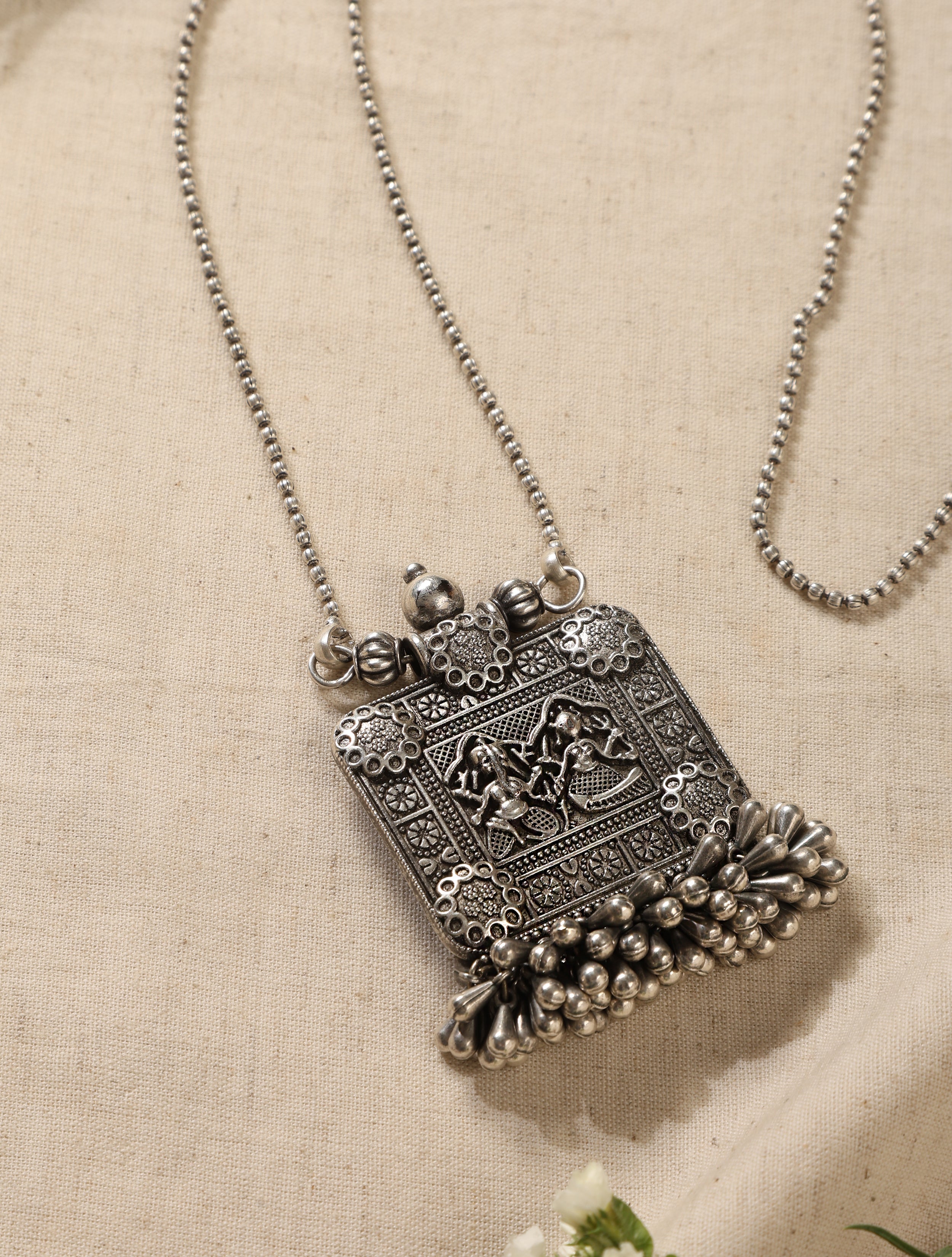 trueBrowns Silver Pendant Chain