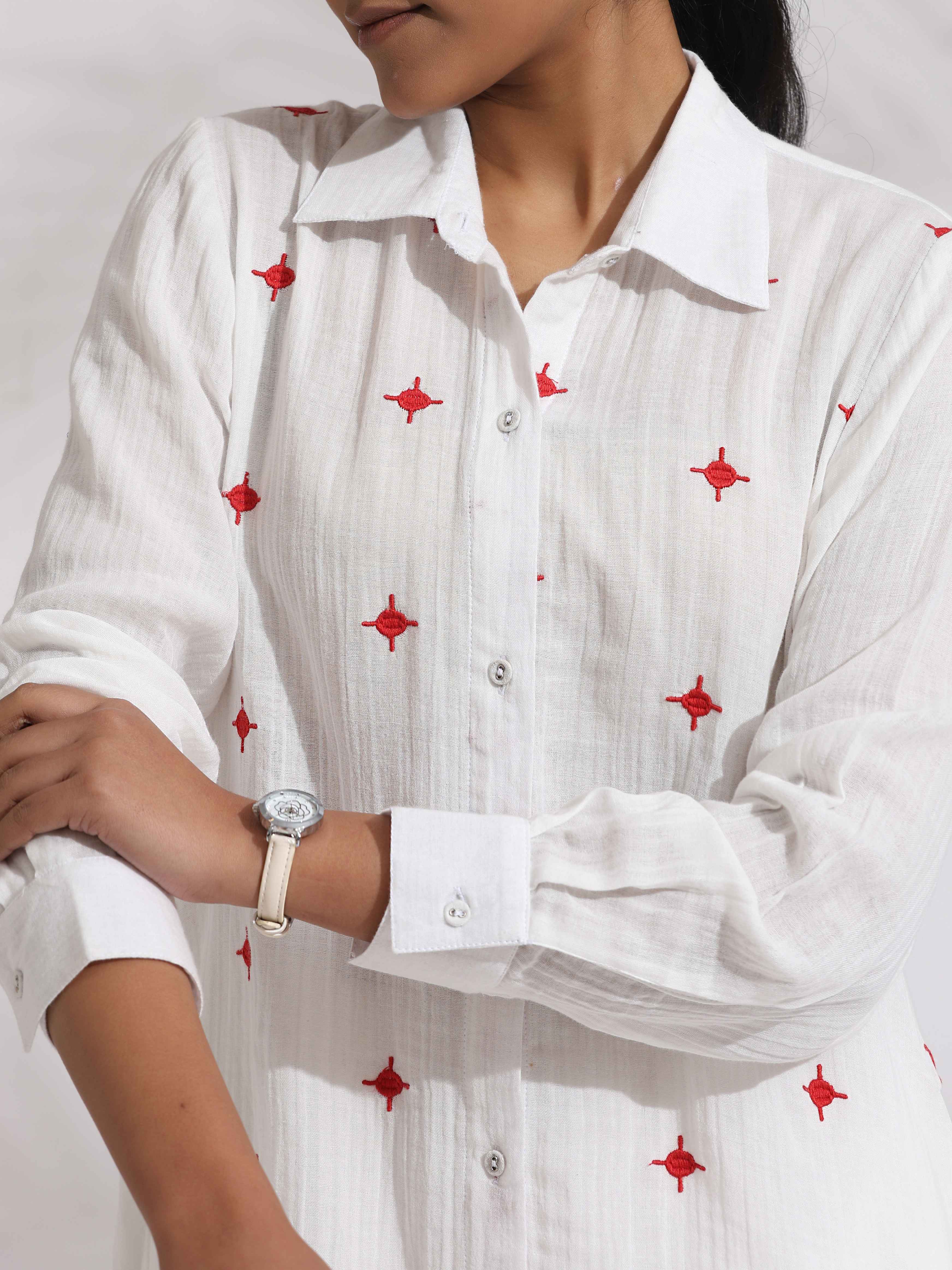 trueBrowns White Cotton Embroidered Kurta Co-ord Set