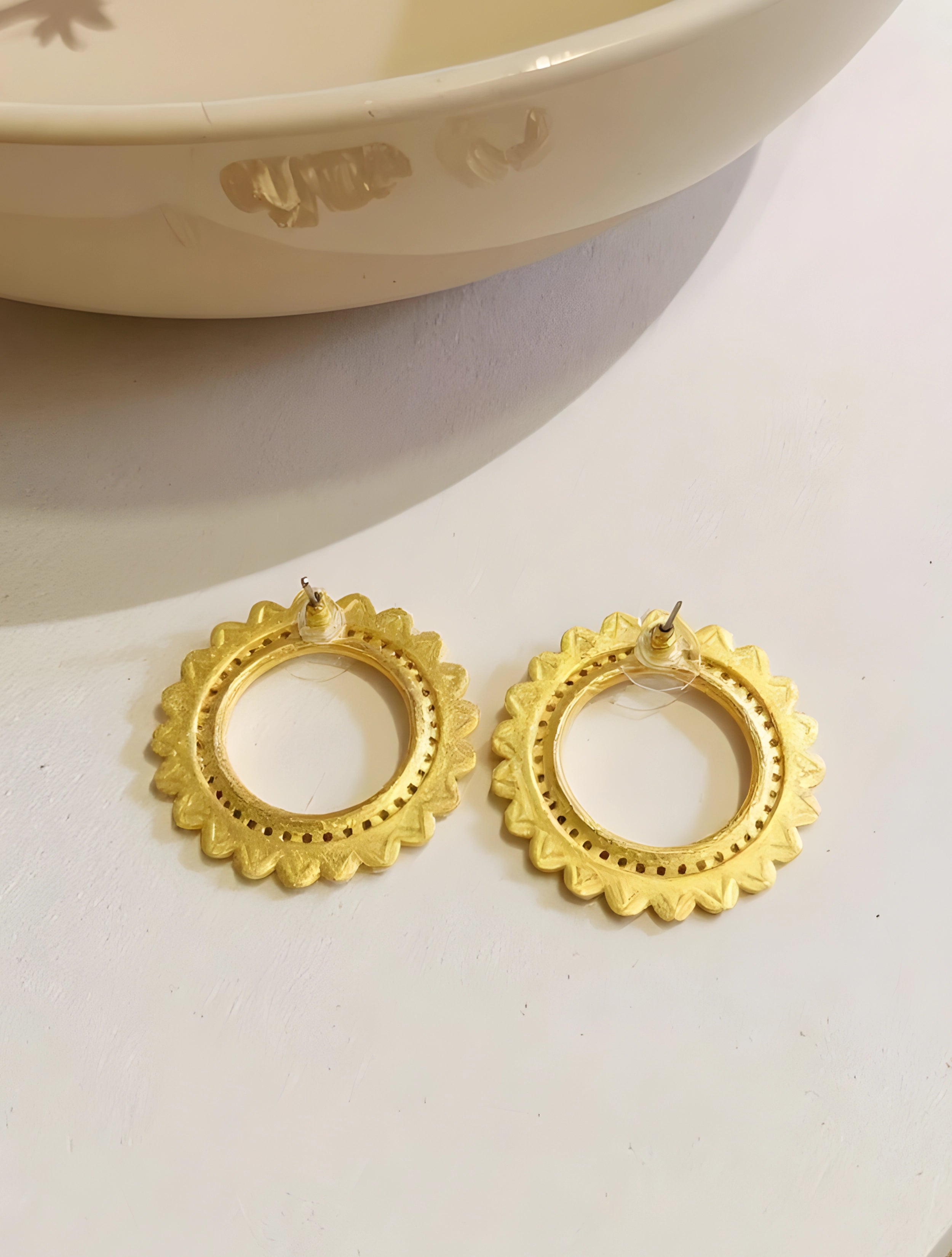 trueBrowns Pink And Golden Stones Stud Earrings