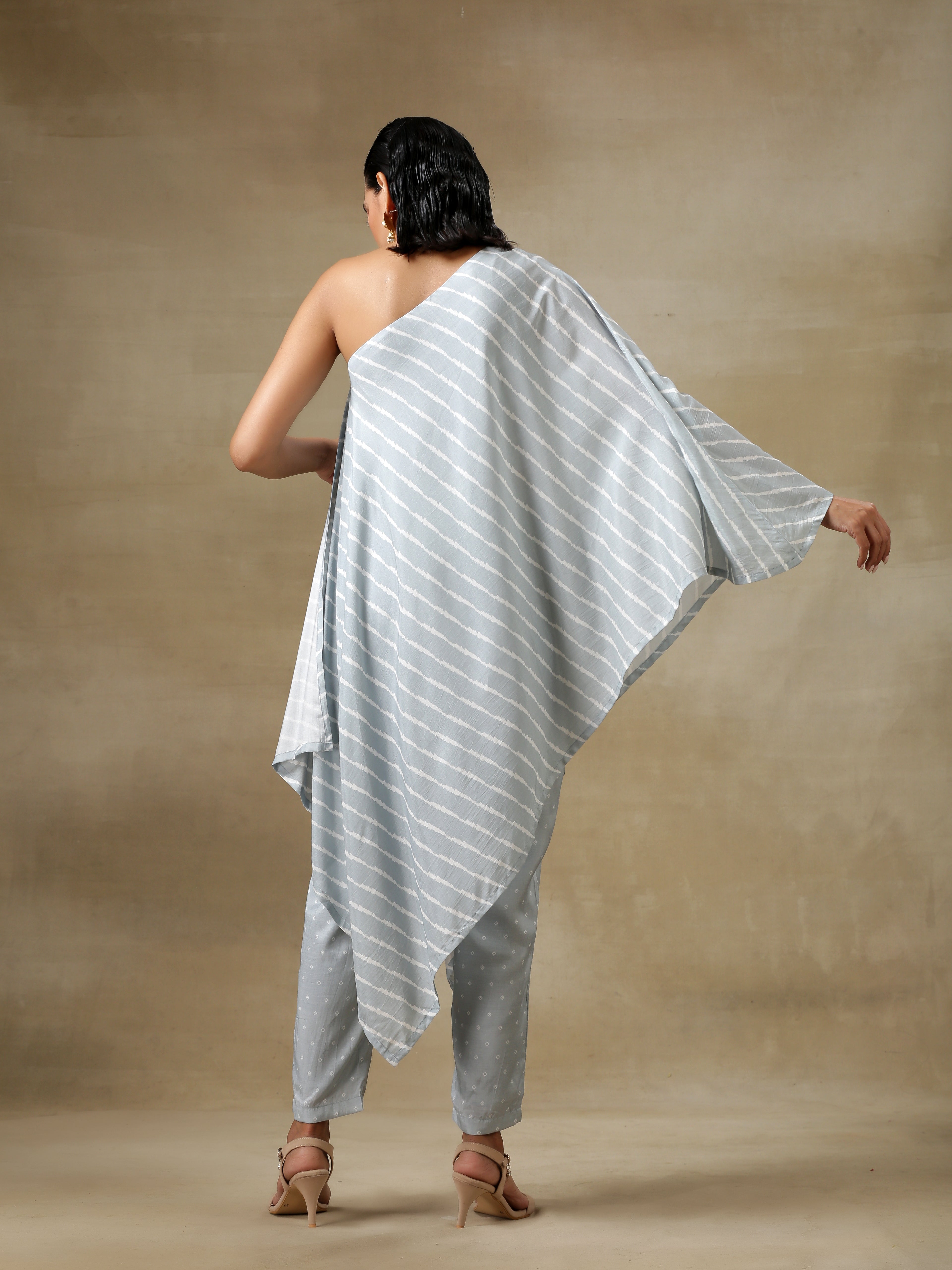 Grey Bandhani Printed Silk One-Shoulder Kurta Pant Set