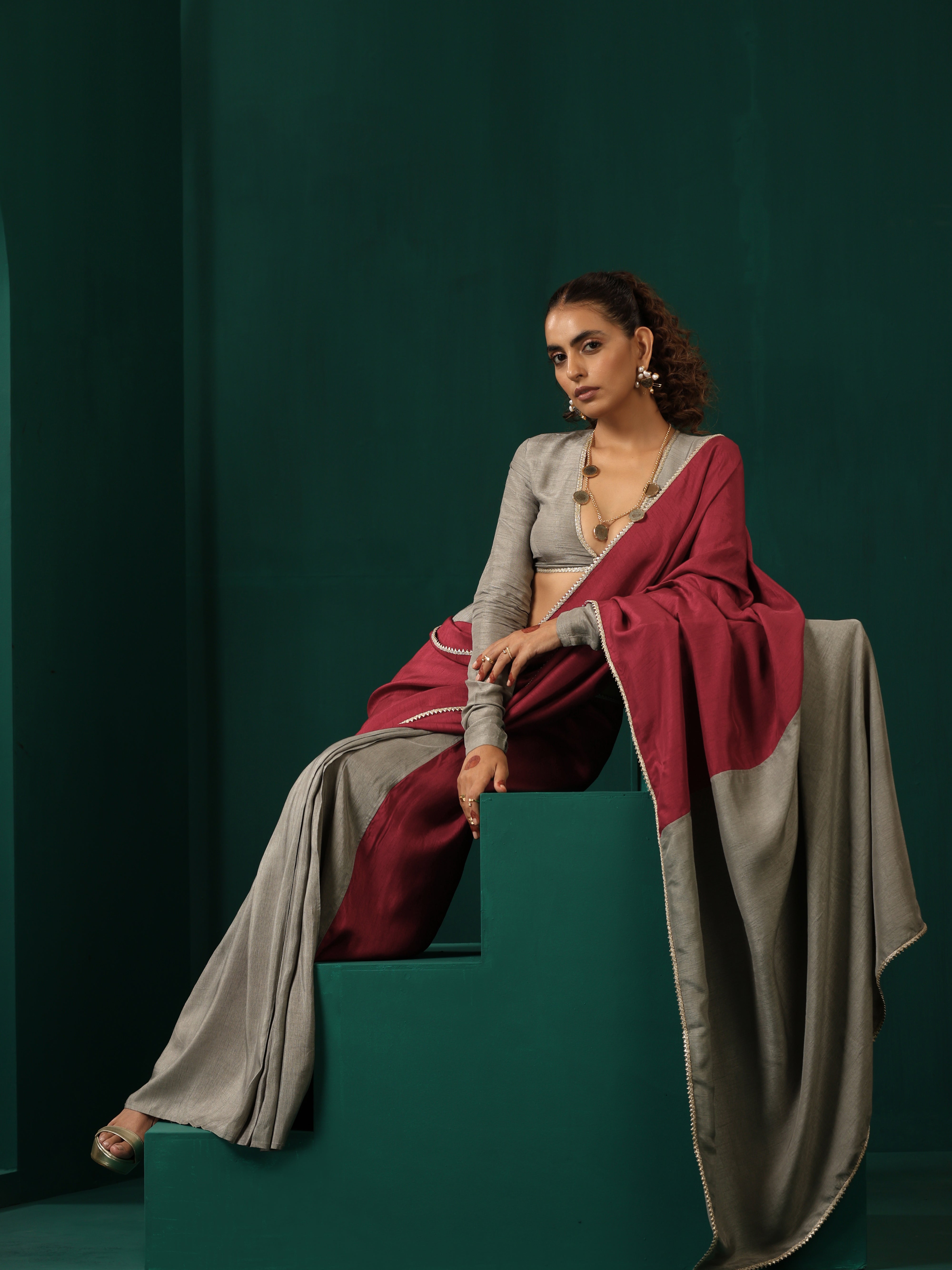 trueBrowns Grey Maroon Silk Ready To Wear Saree