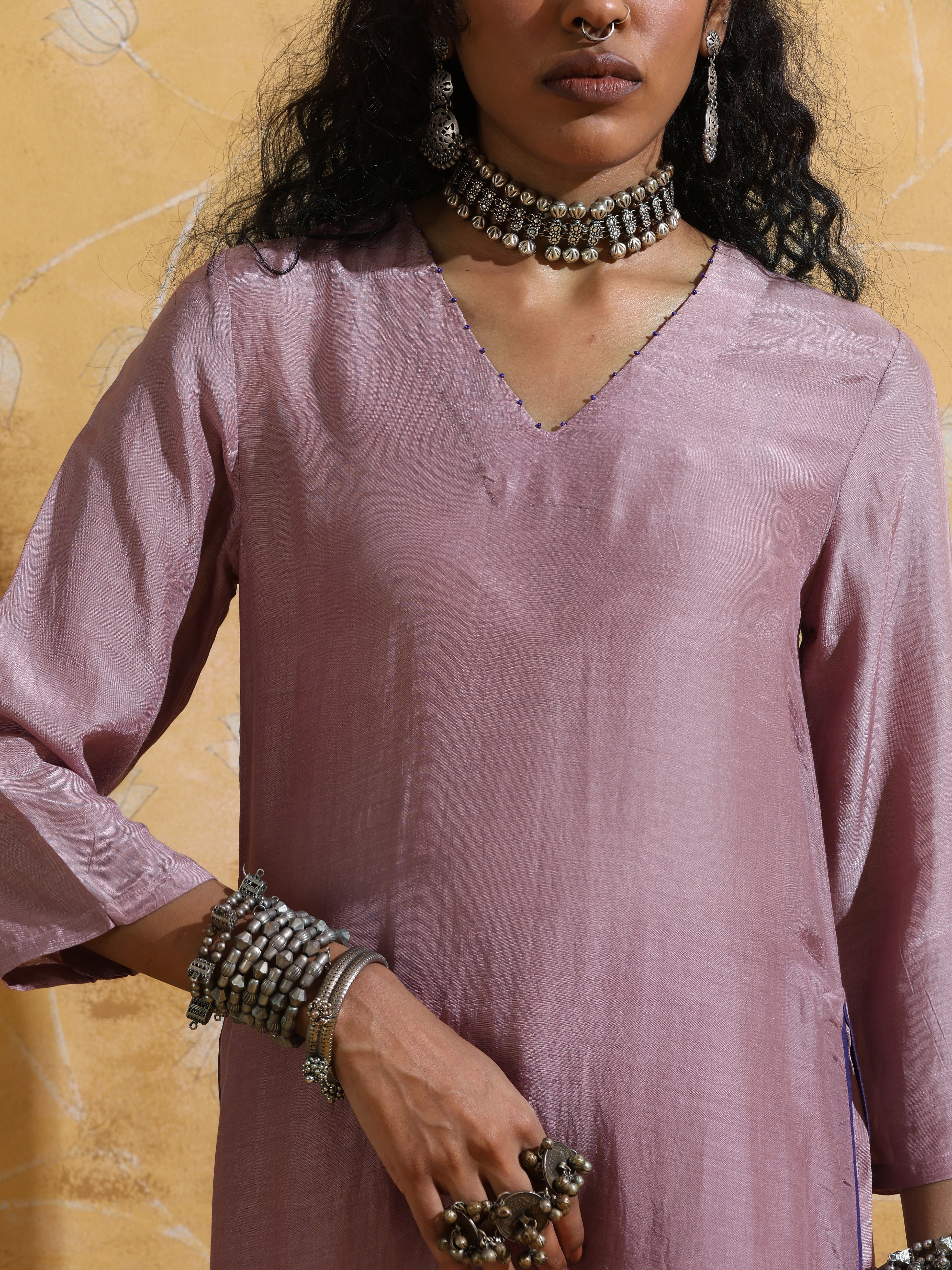 trueBrowns Lilac Muslin Silk High-Slit Kurta Pant Set