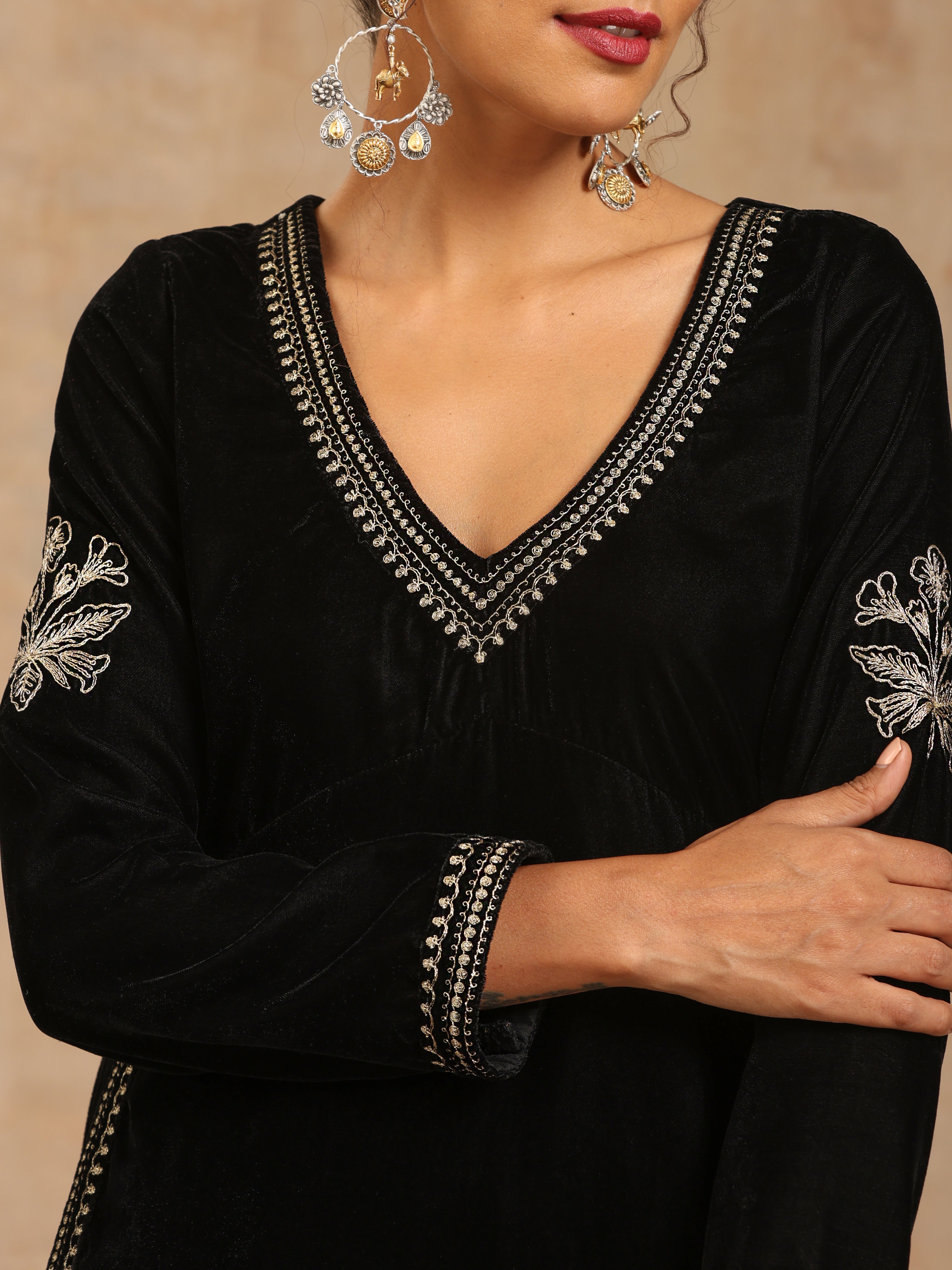 trueBrowns Black Velvet Embroidered Co-ord Set