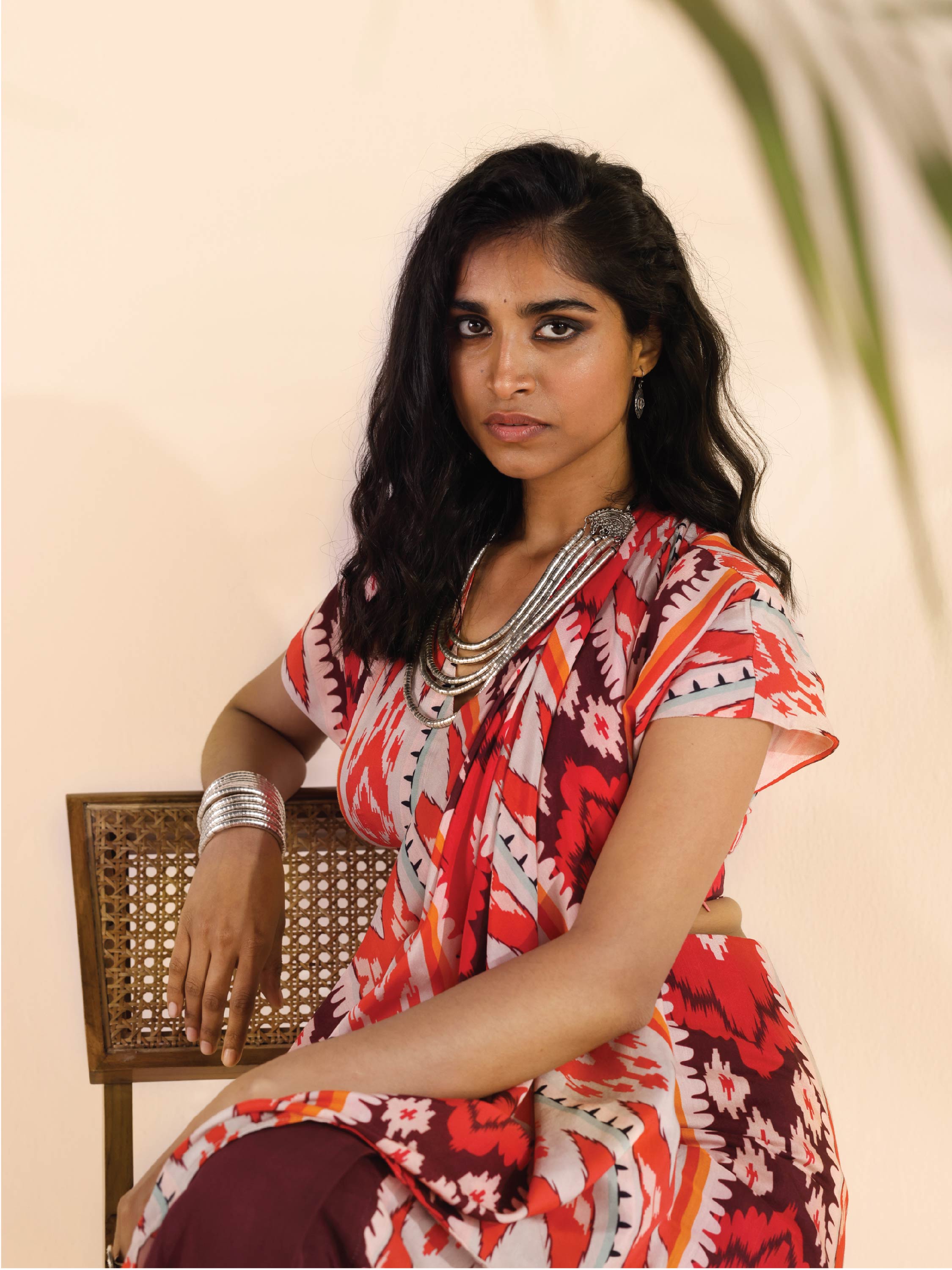 trueBrowns Maroon Muslin Ikat Saree