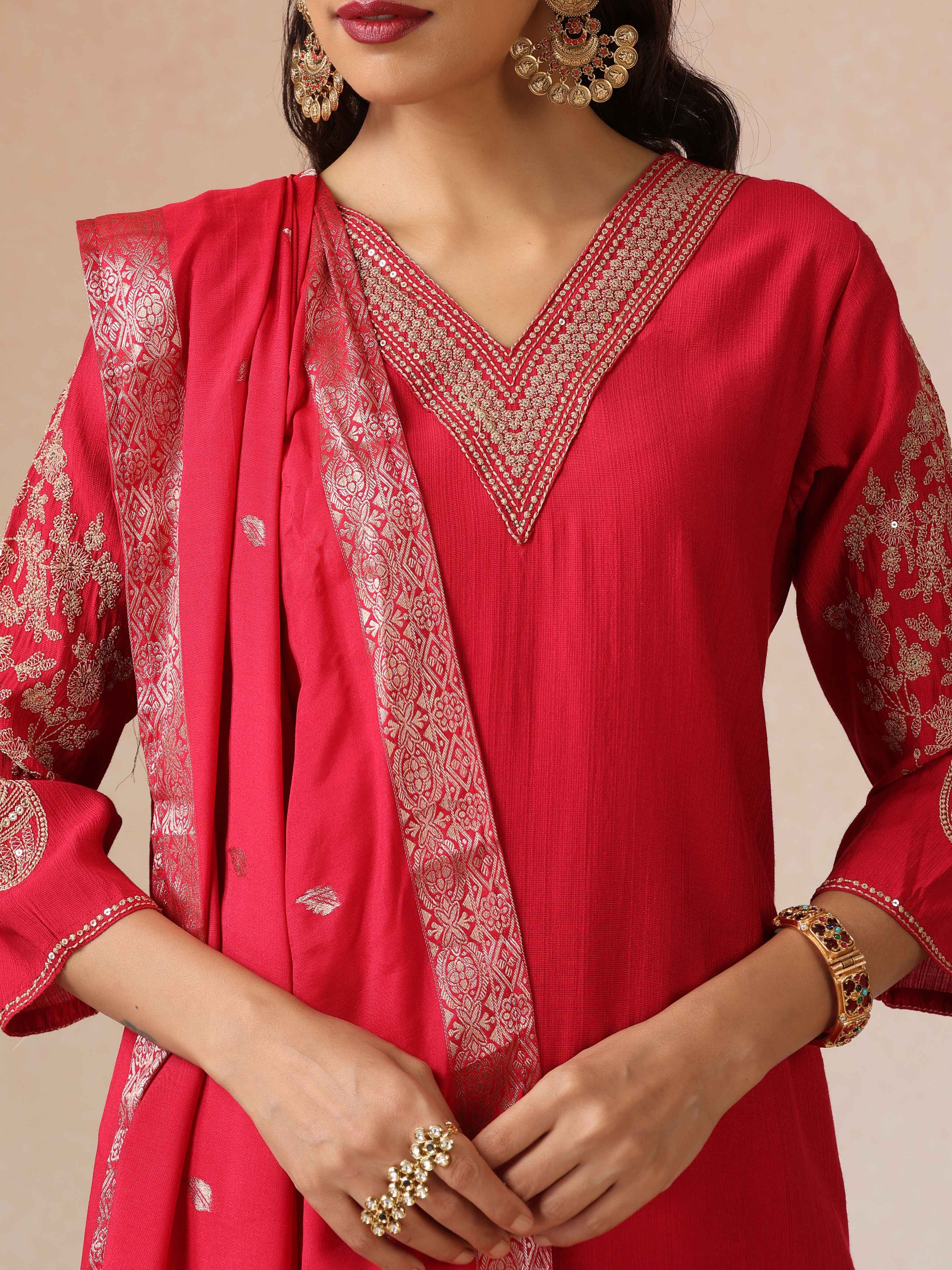 trueBrowns Red Embroidered Straight Kurta Pant Dupatta Set