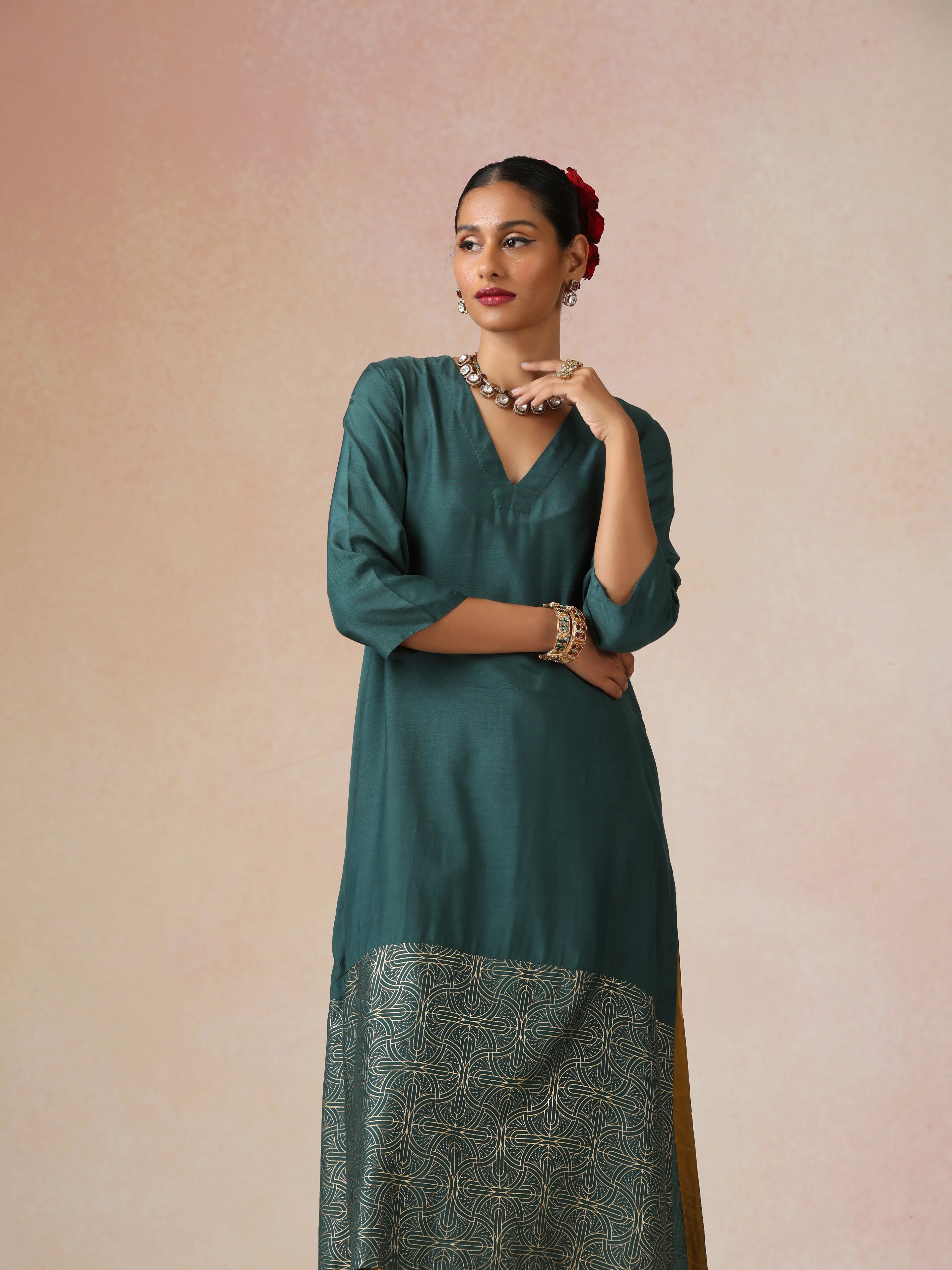 trueBrowns Dark Green Gold Foil Print Muslin Silk Kurta Set