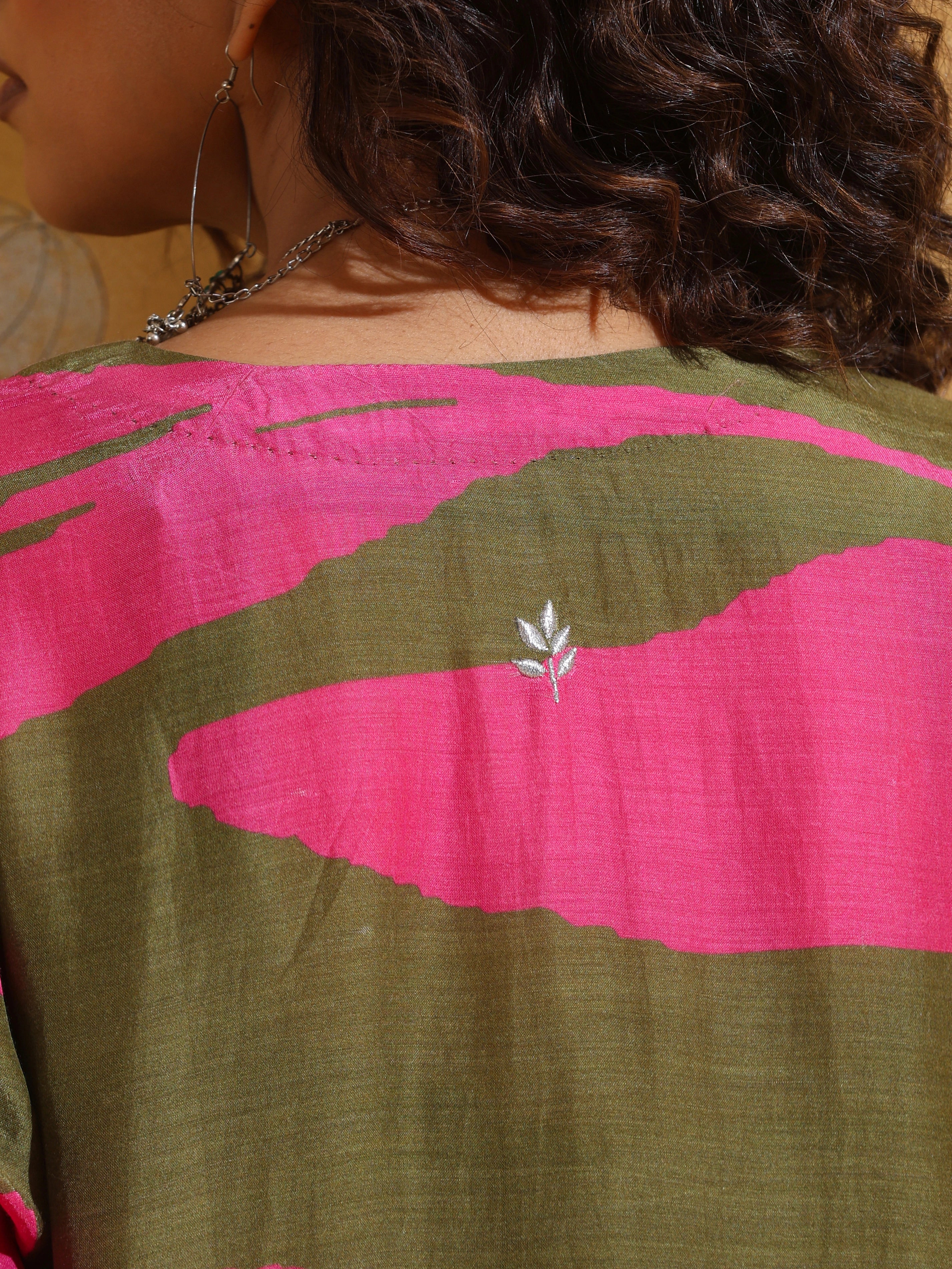 trueBrowns Green Pink Floral Print Muslin Silk Jacket Set