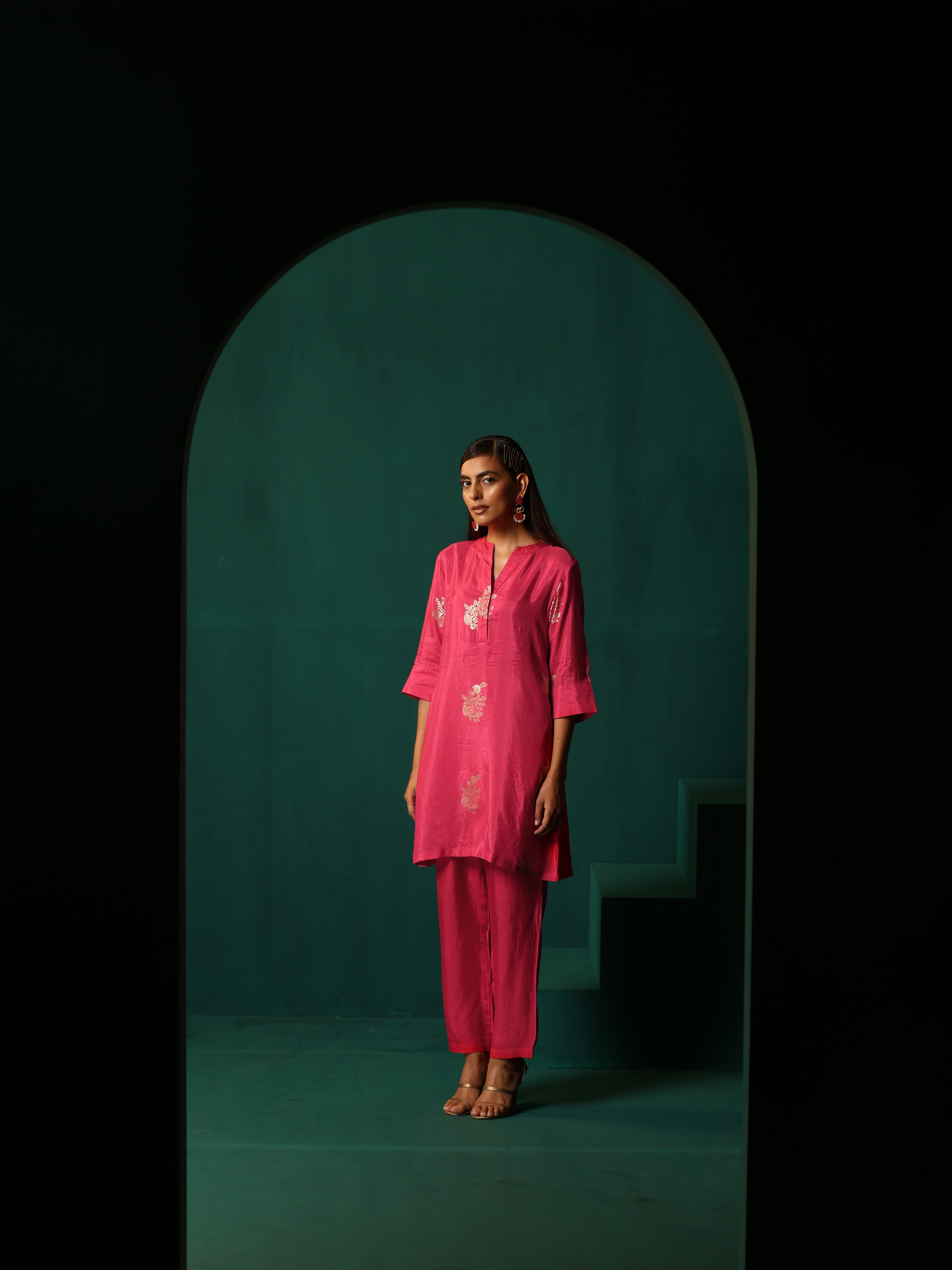 trueBrowns Pink Floral Viscose Silk Co-ord Set