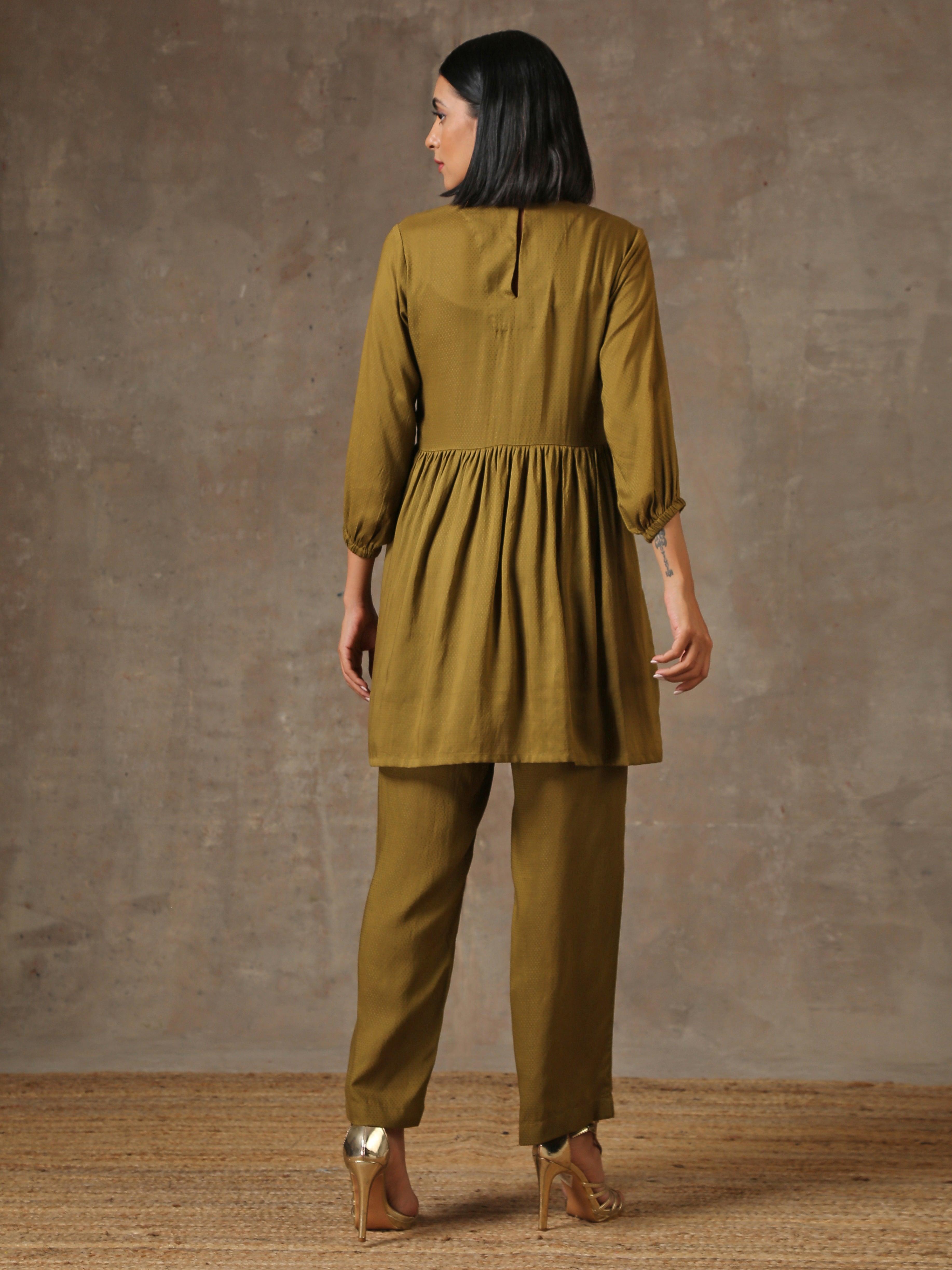 The Queen - Olive Green Solid Gathered Co-Ord Set - trueBrowns