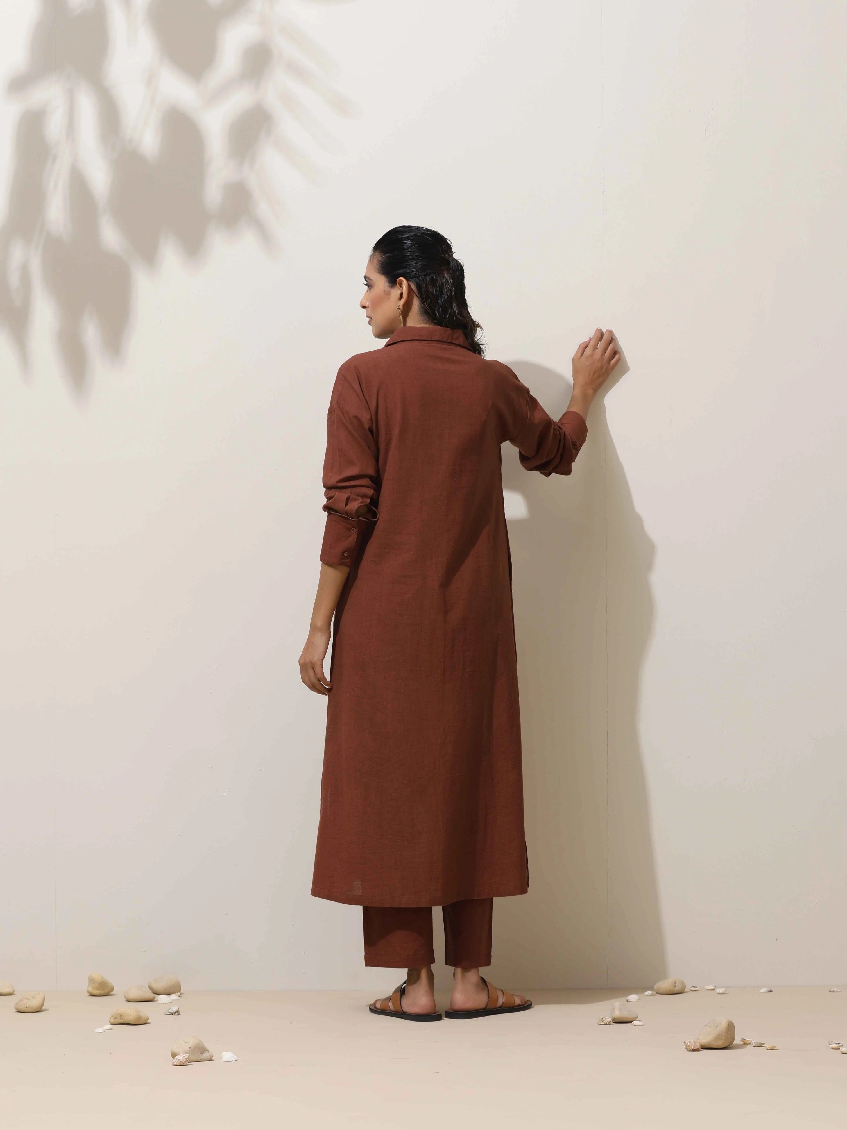 trueBrowns Brown Cotton Linen Kurta Pant Set