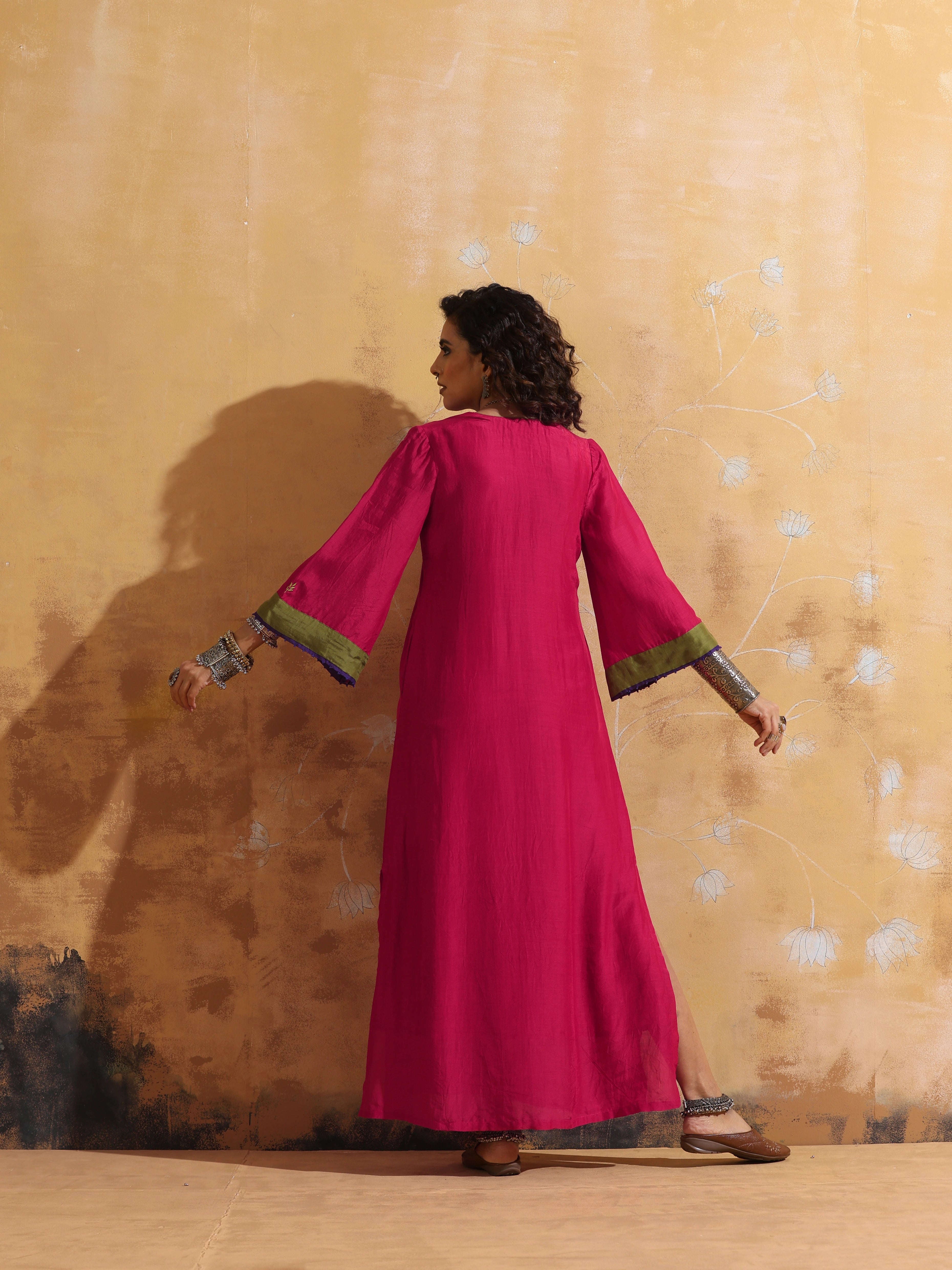 trueBrowns Pink Muslin Silk Straight Maxi Dress