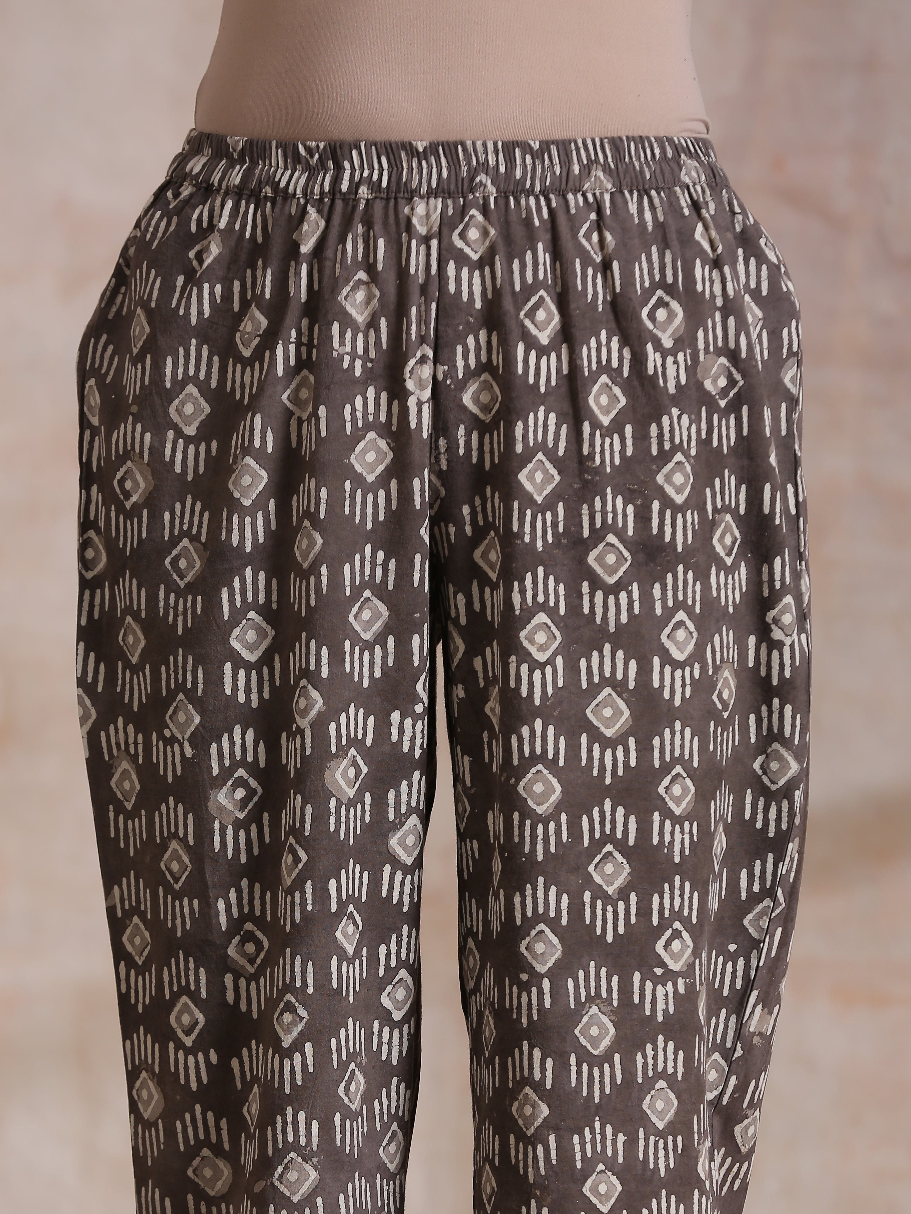 Clay Dabu Geometric Print Cotton Angrakha Kurta Pant Set
