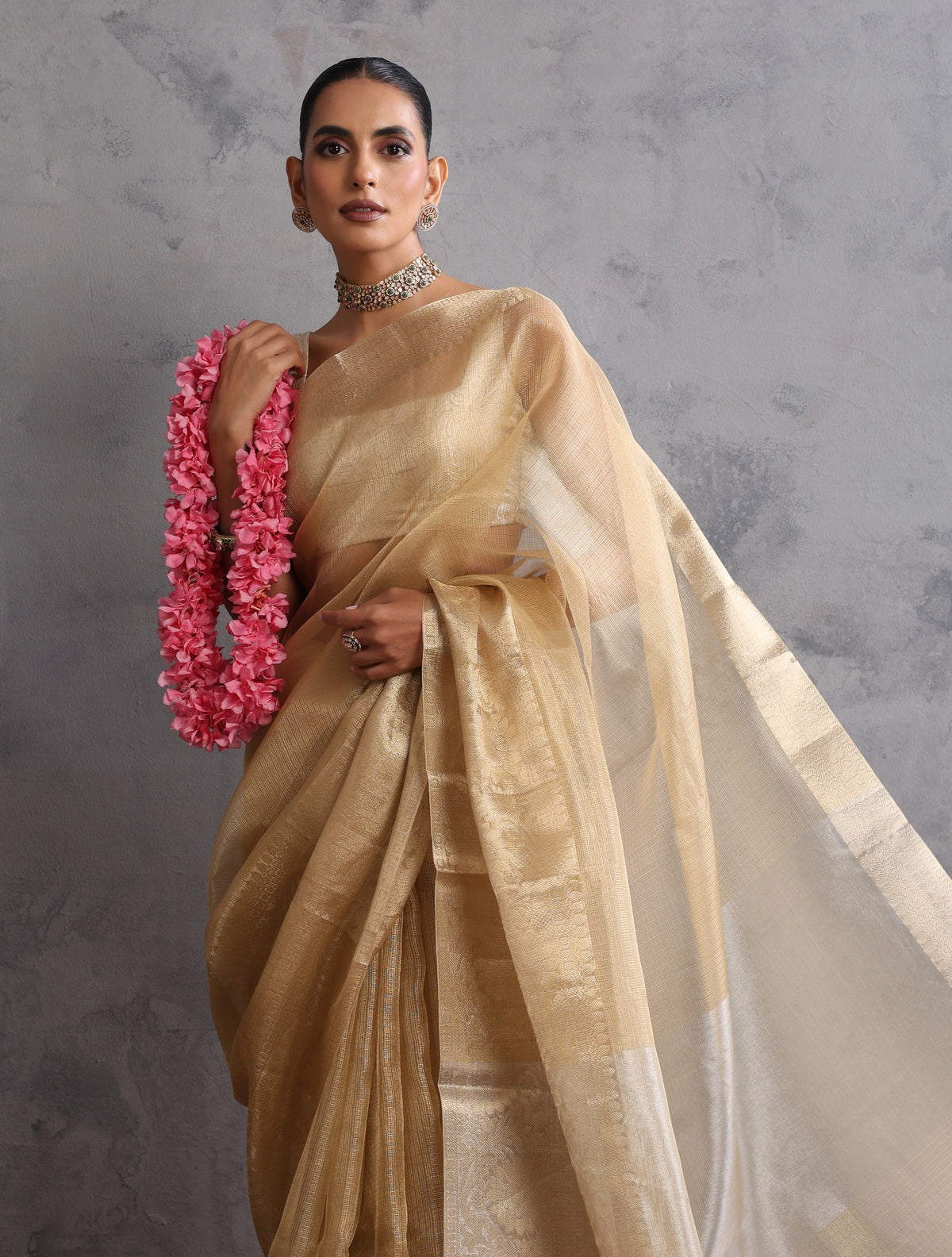 trueBrowns Gold Weave Kota Tissue Handloom Saree With Unstitched Blouse