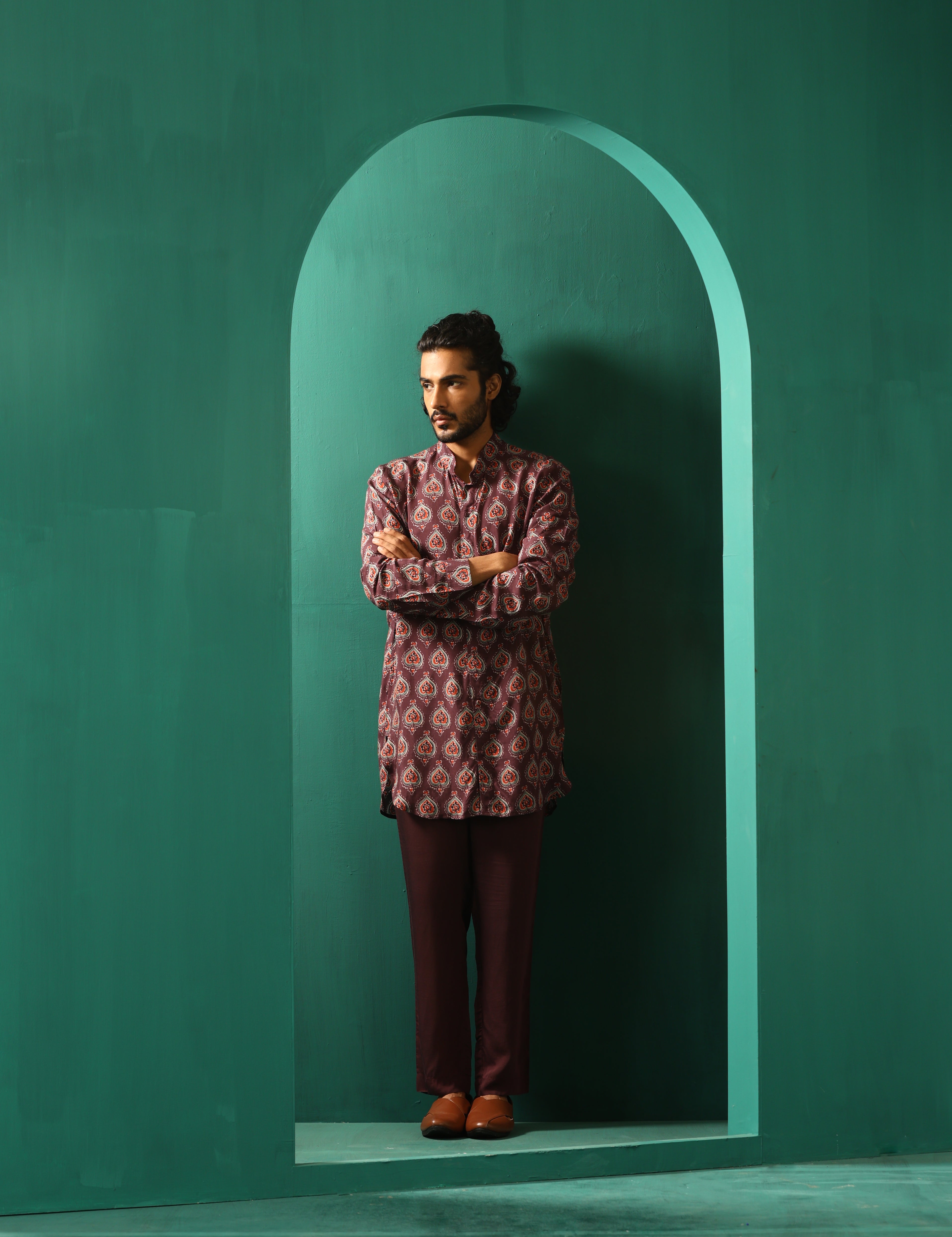 trueBrowns Men Deep Purple Paan Muslin Silk Printed Co-ord Set