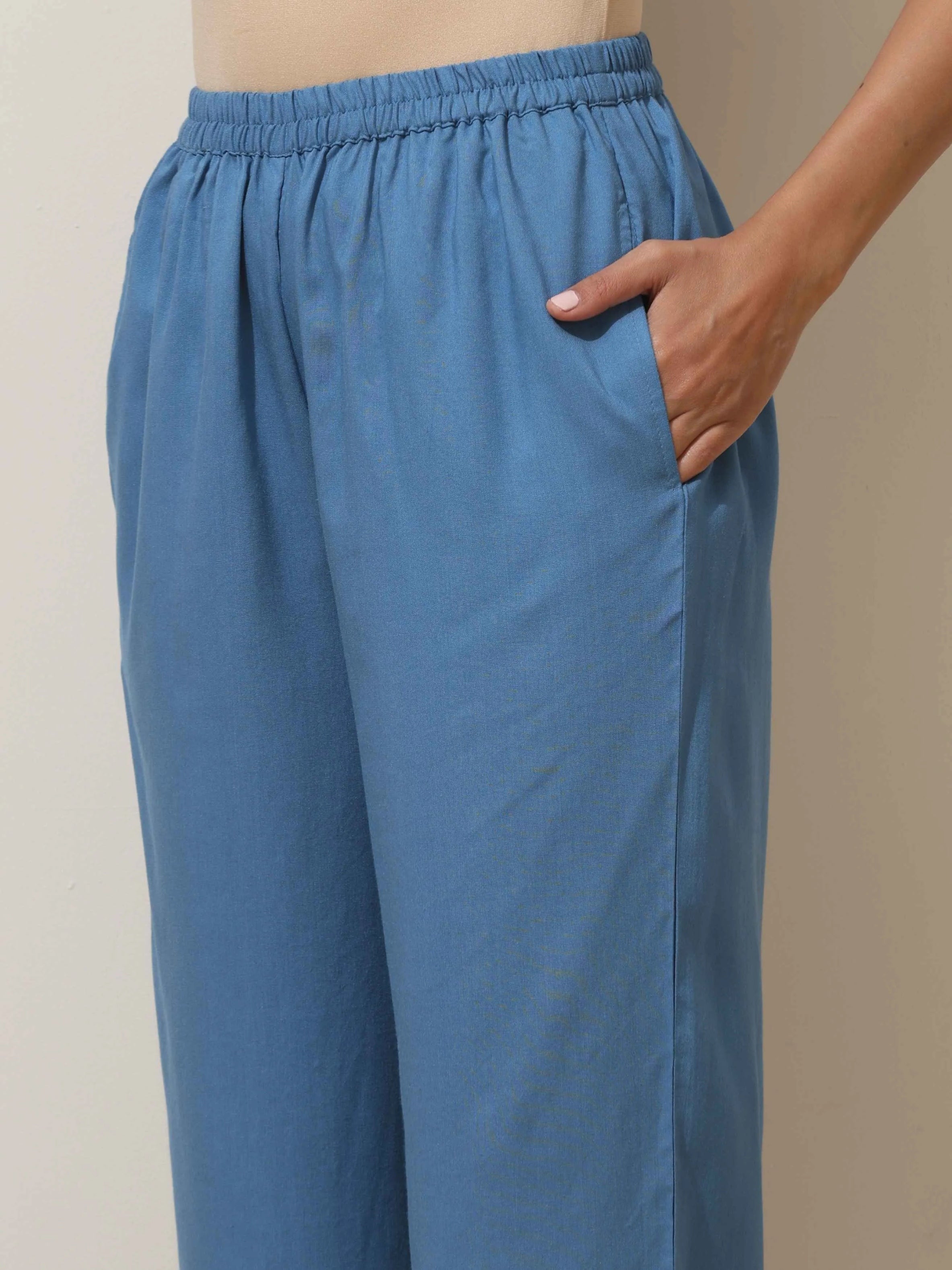 trueBrowns Blue Viscose Solid Co-ord Set