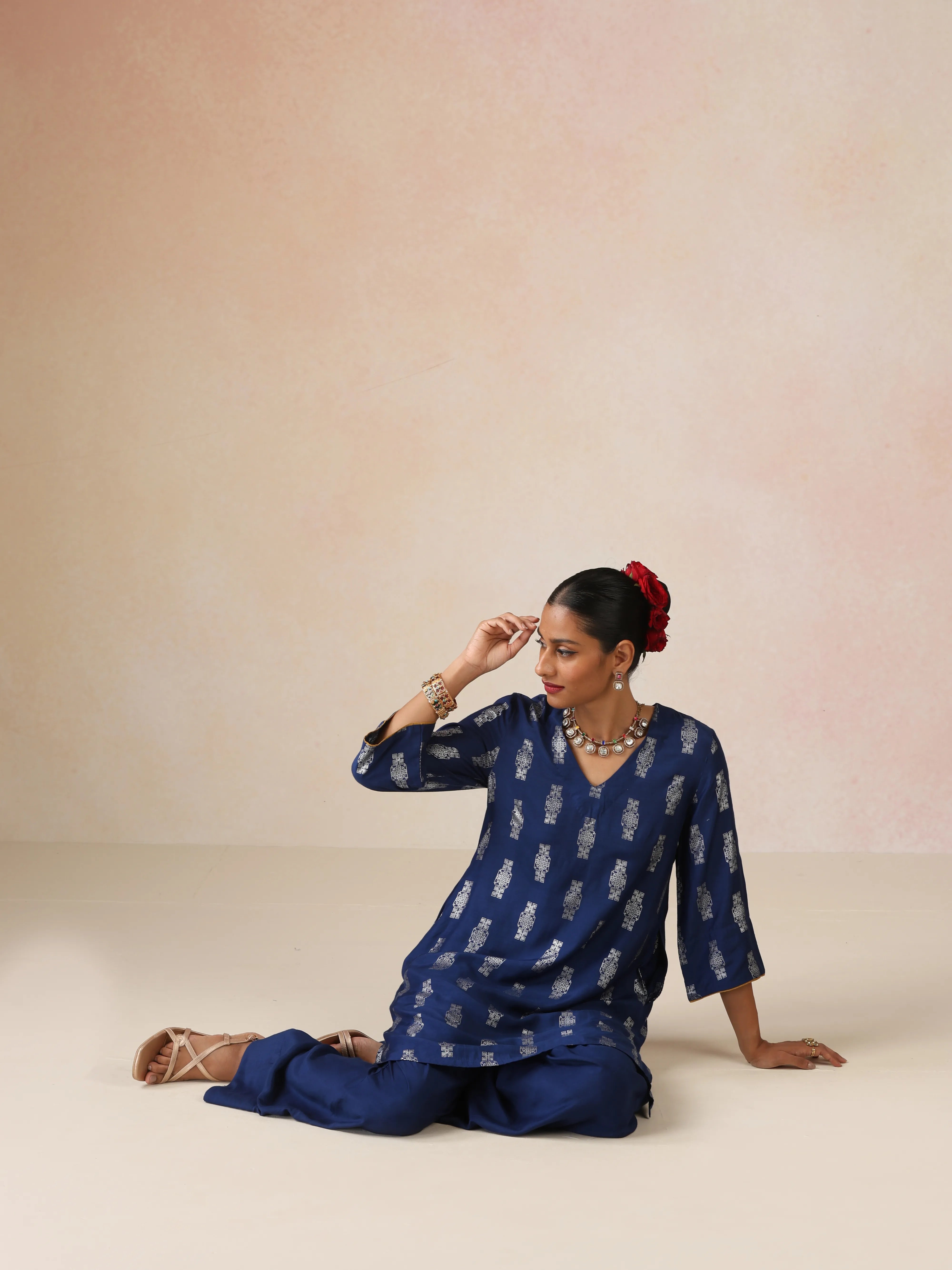 trueBrowns Blue Silver Foil Print Muslin Silk Kurta Farsi Pants Set