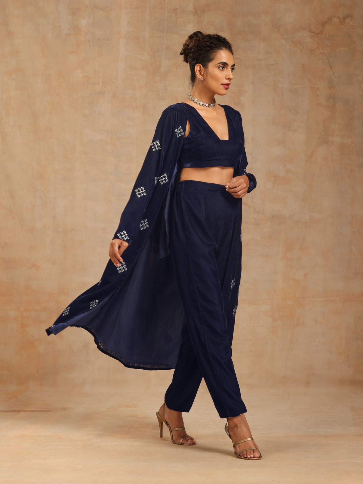 trueBrowns Midnight Blue Velvet Embroidered Jacket Set | Relove