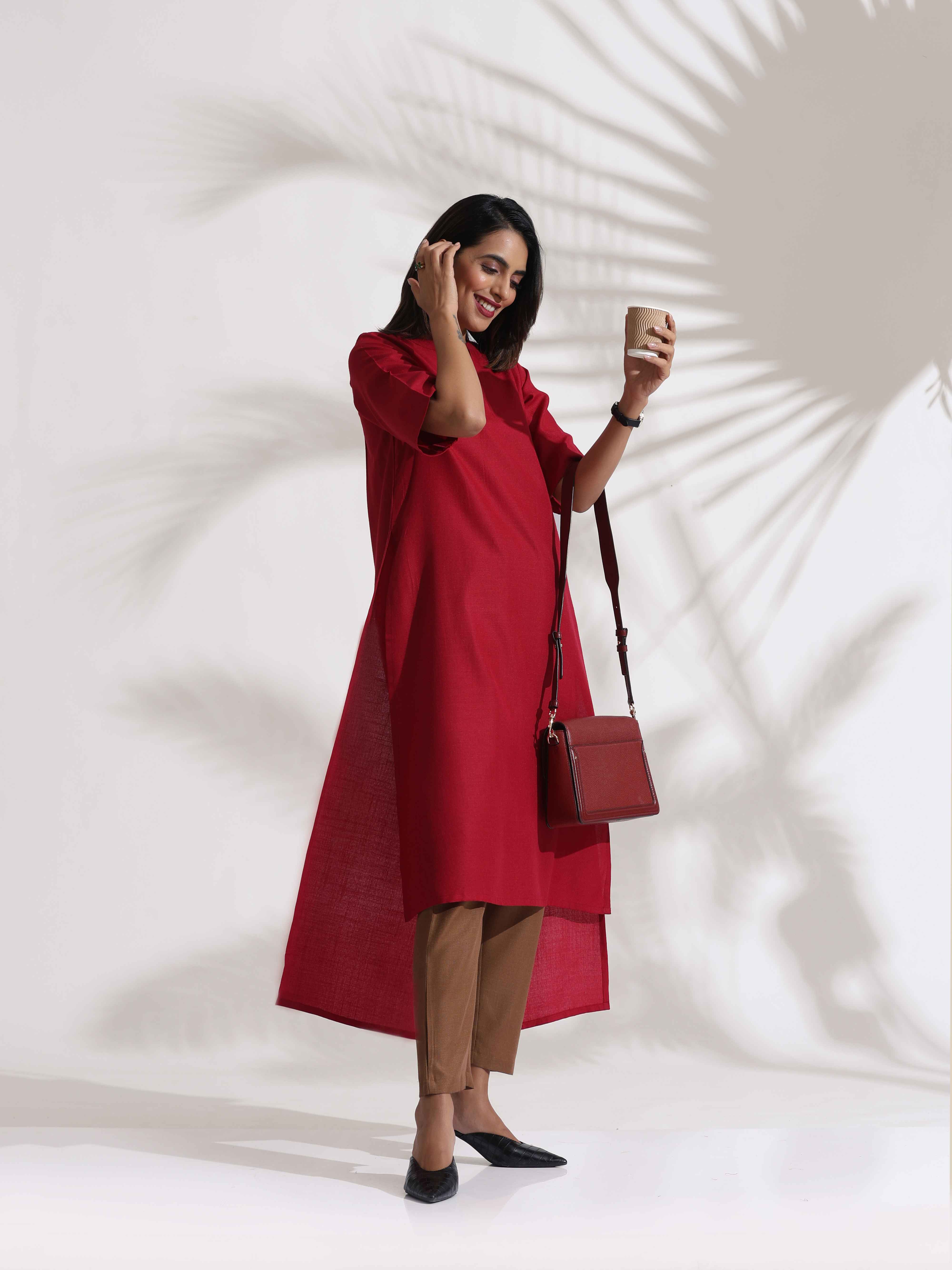 trueBrowns Maroon Slub Highslit Kurta Set