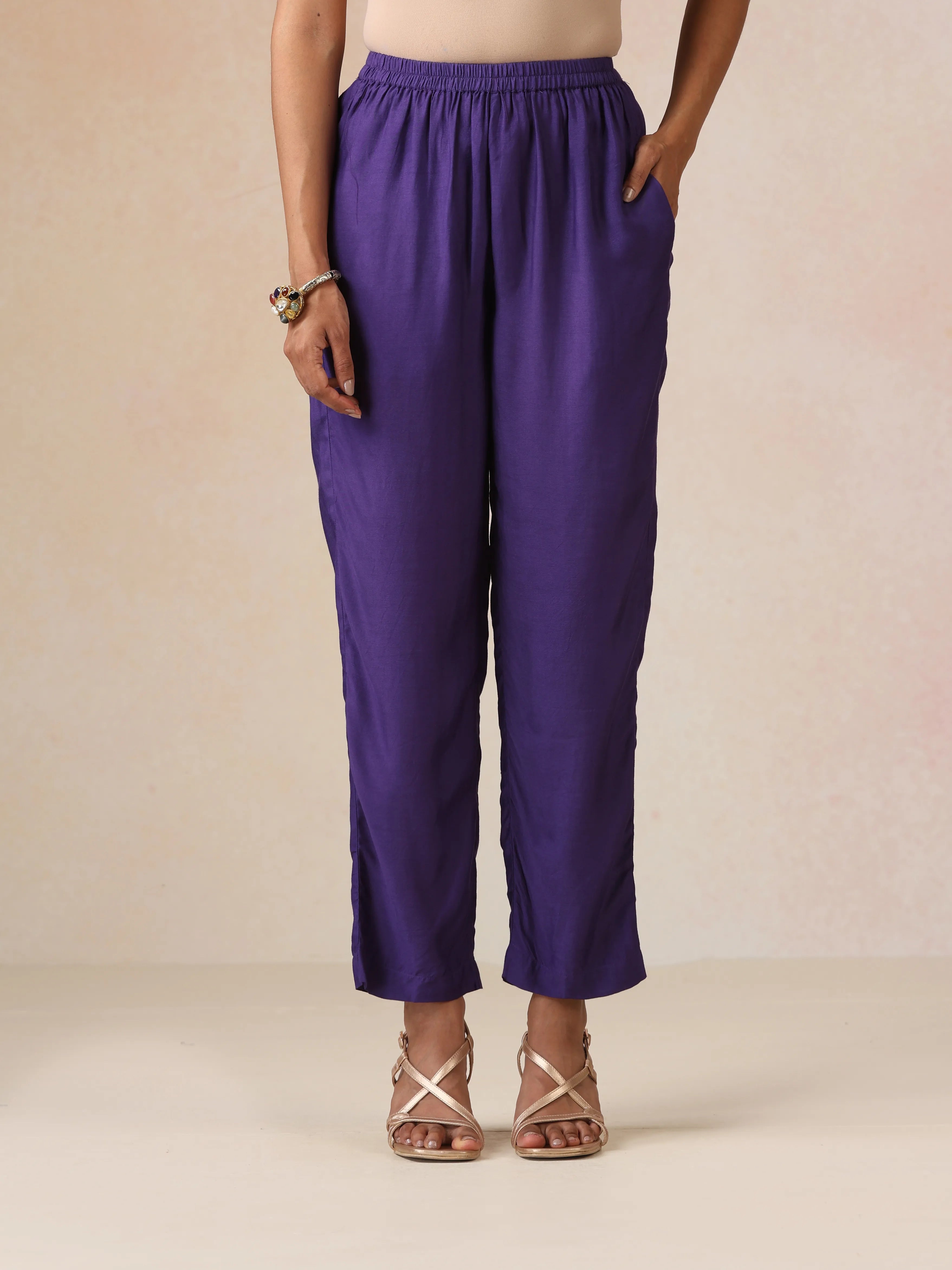 trueBrowns Purple Silver Foil Print Muslin Silk Straight High-Slit Kurta Set