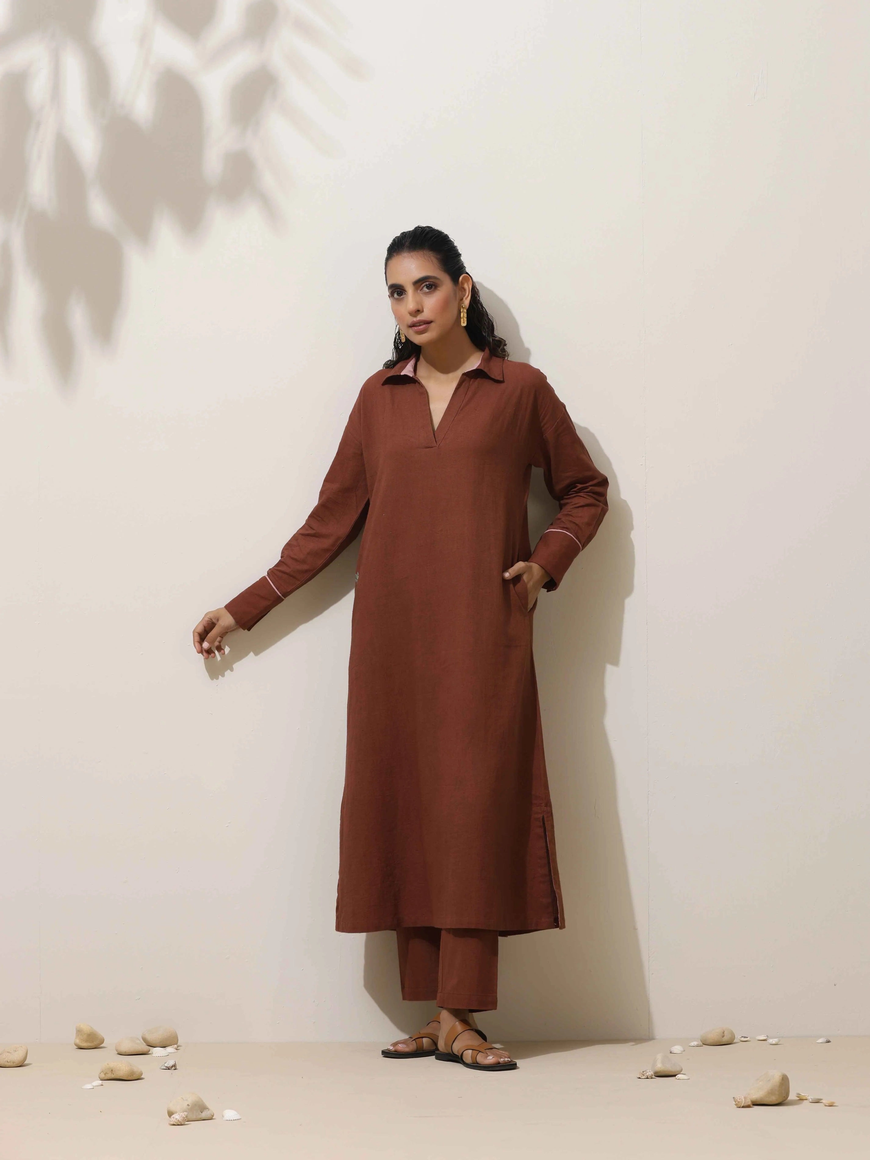 trueBrowns Brown Cotton Linen Kurta Pant Set