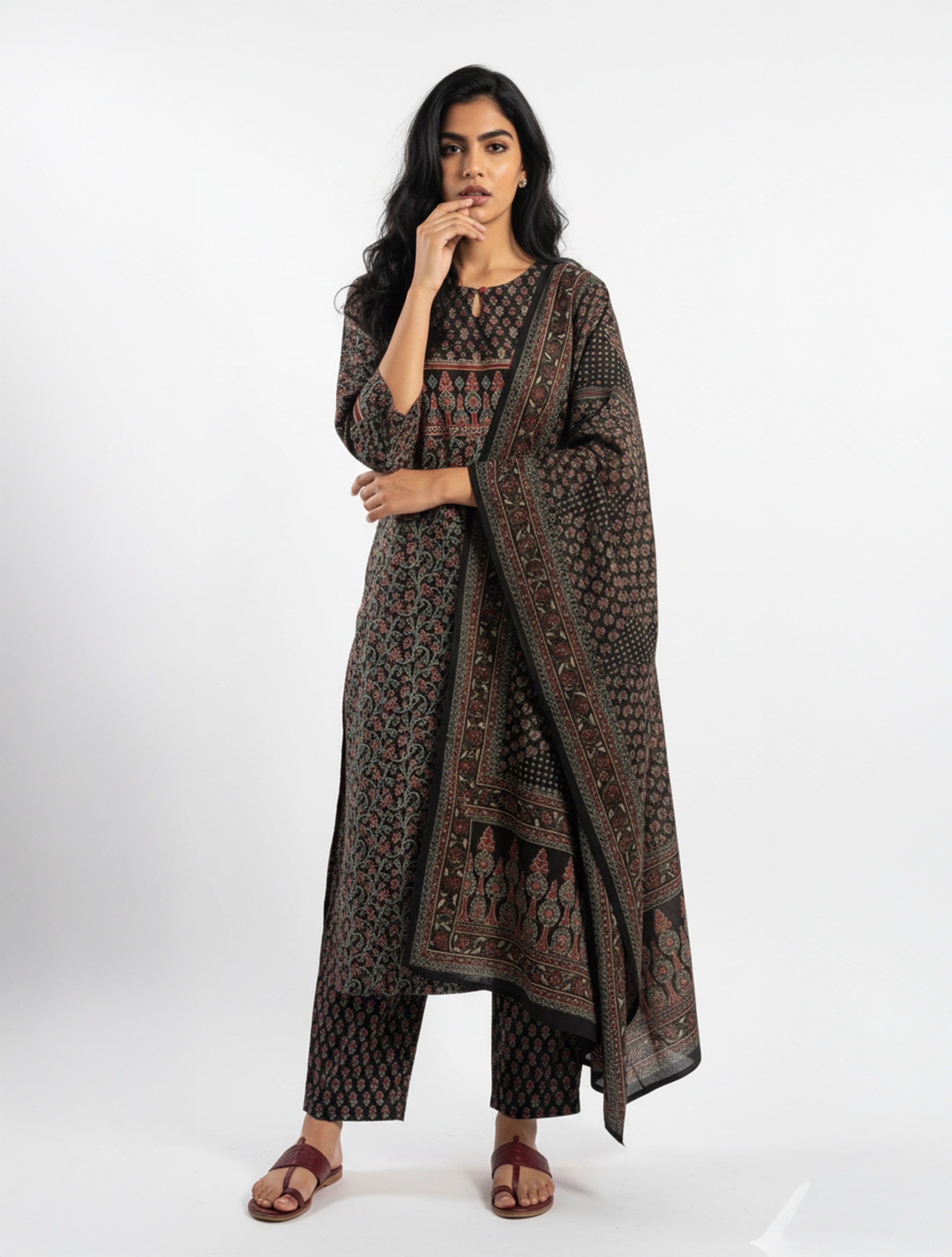 trueBrowns Black Floral Print Straight Kurta Pant Dupatta Set