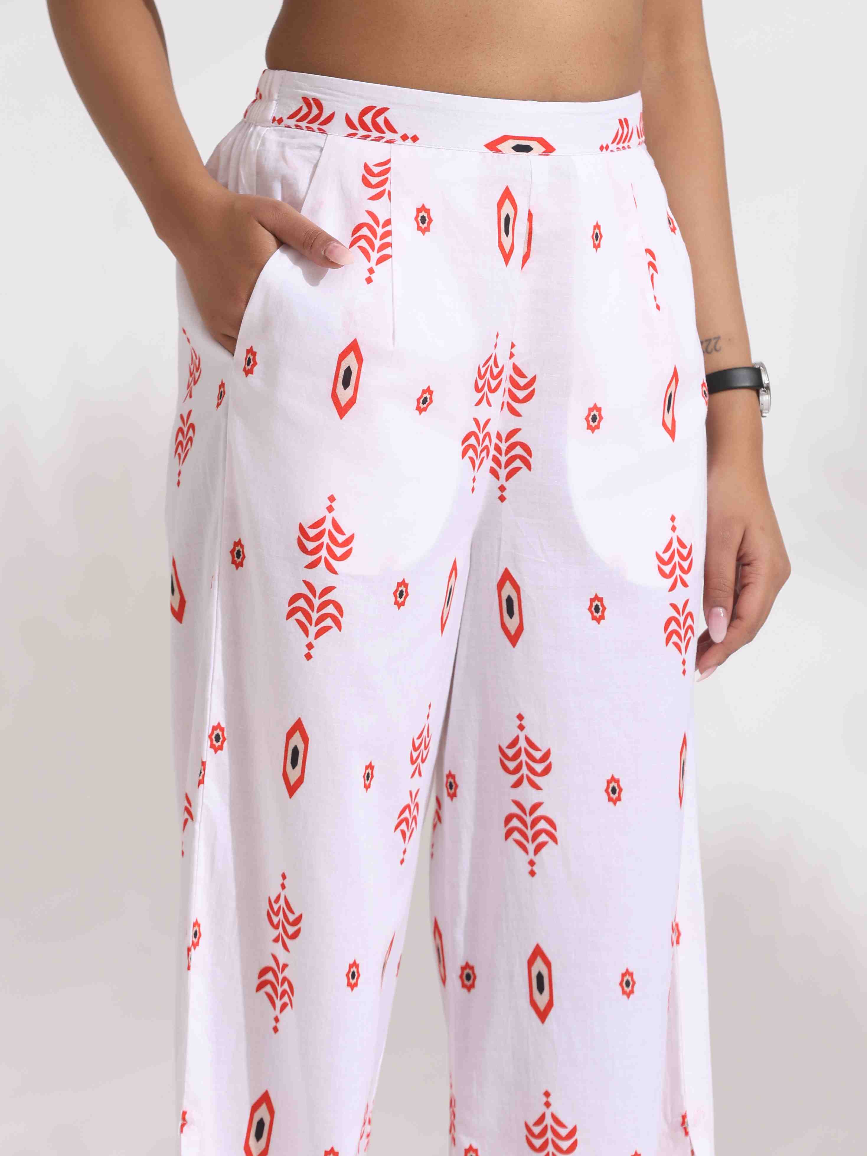 trueBrowns White Cotton Print Tie-up Top & Pants Co-ord Set
