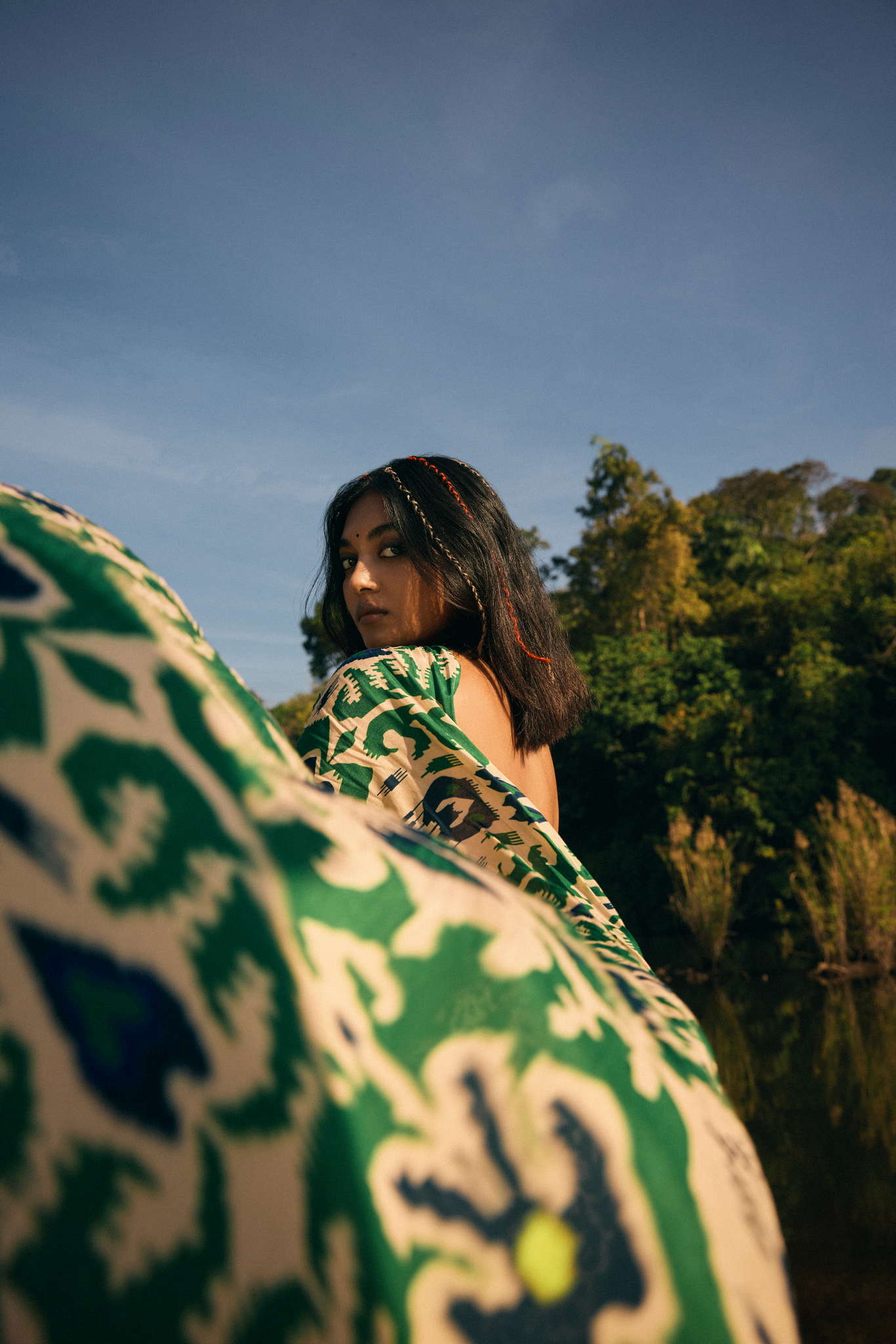 trueBrowns Green Blue Muslin Ikat Saree