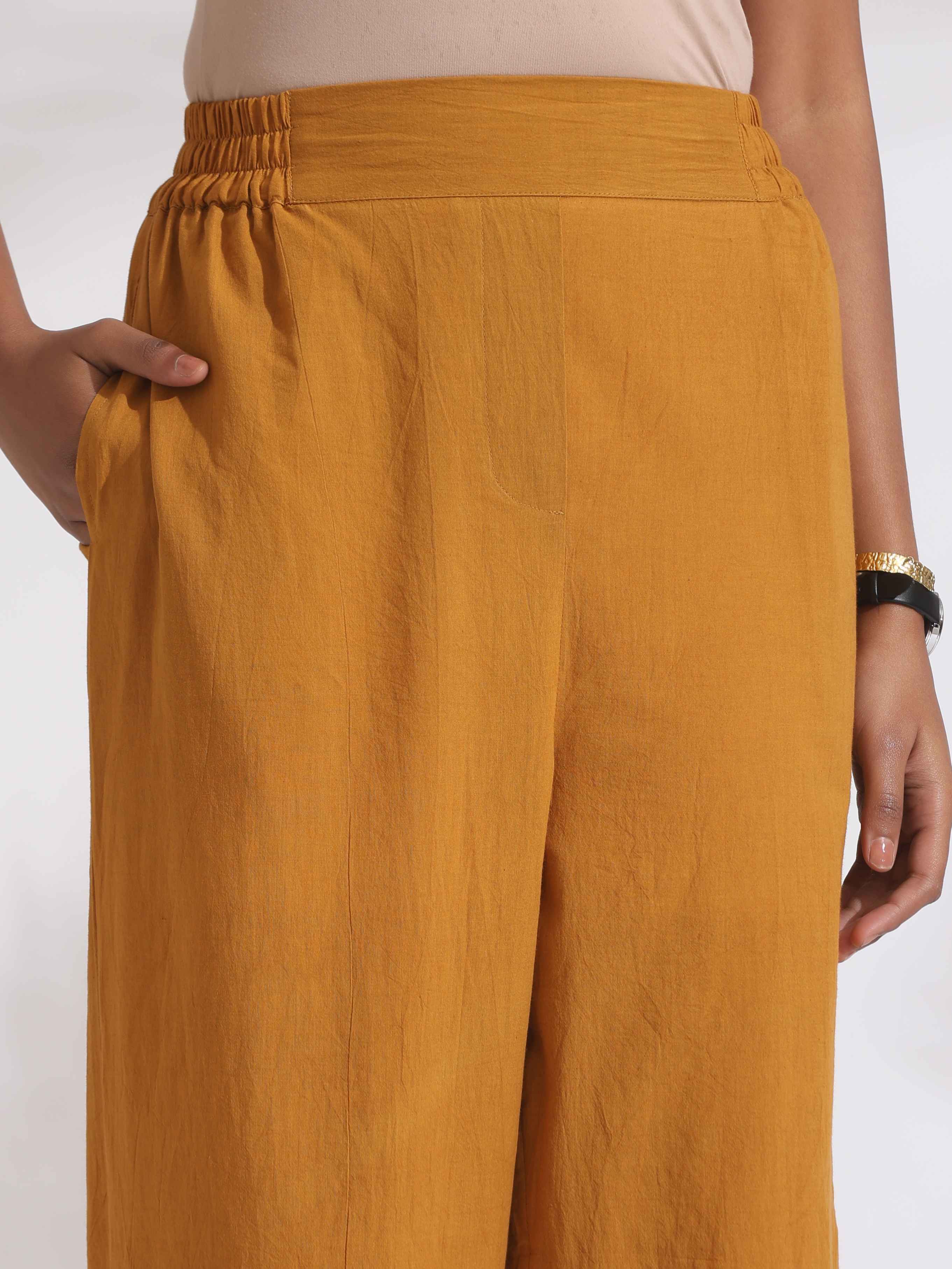 trueBrowns Black Cotton Print Straight Kurta Set