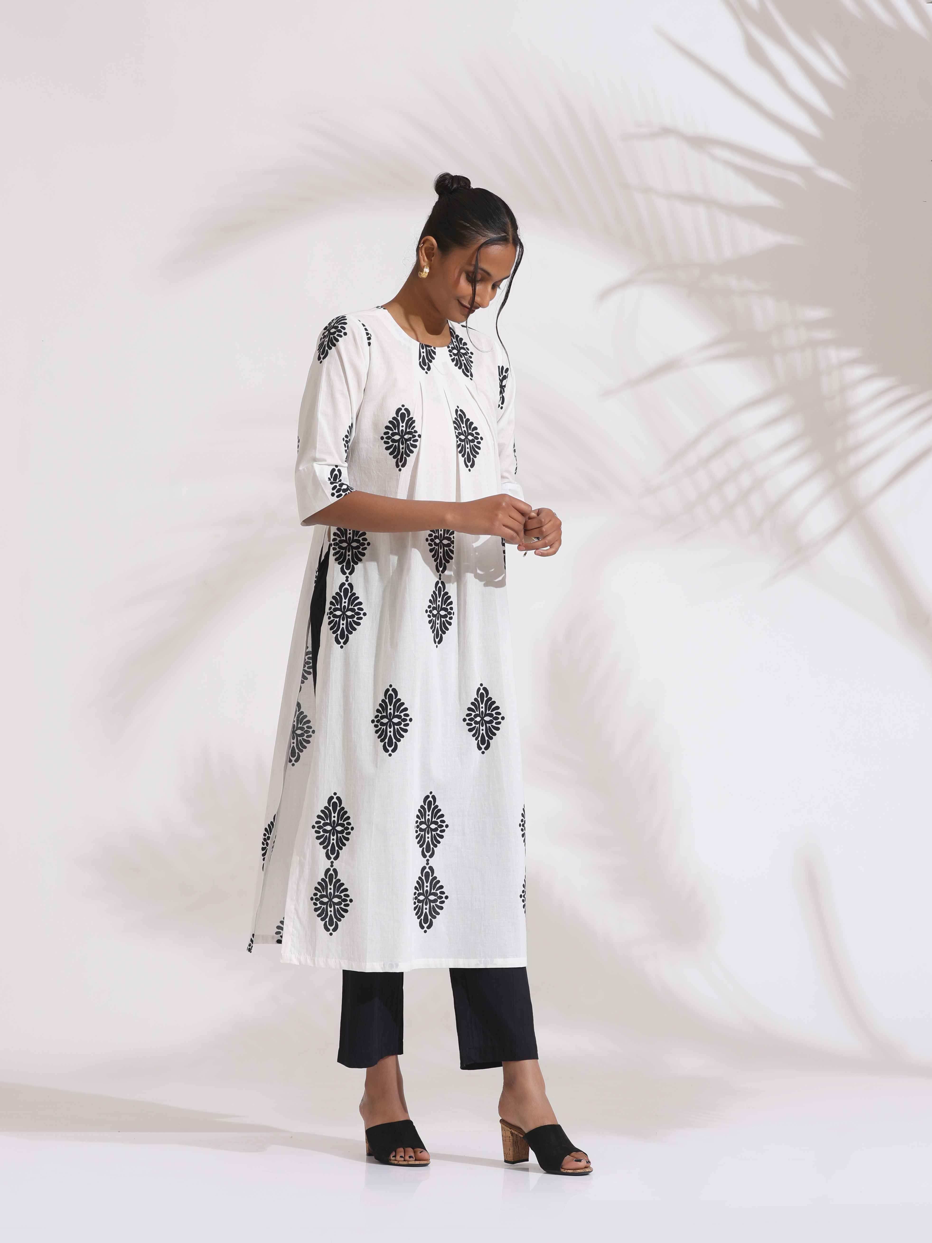 trueBrowns White Cotton Print Pleated Kurta Set