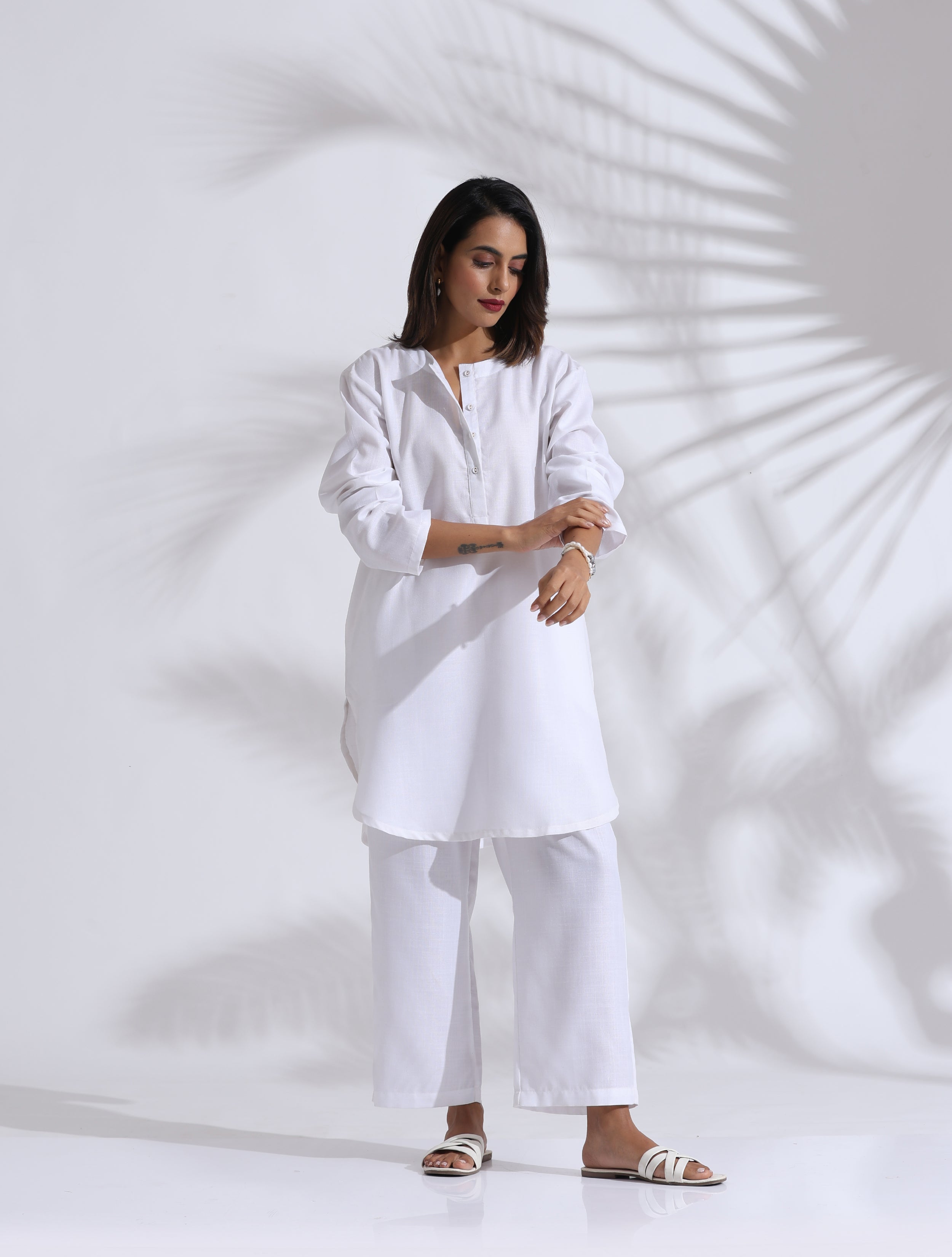 trueBrowns White Slub Kurta Co-ord Set