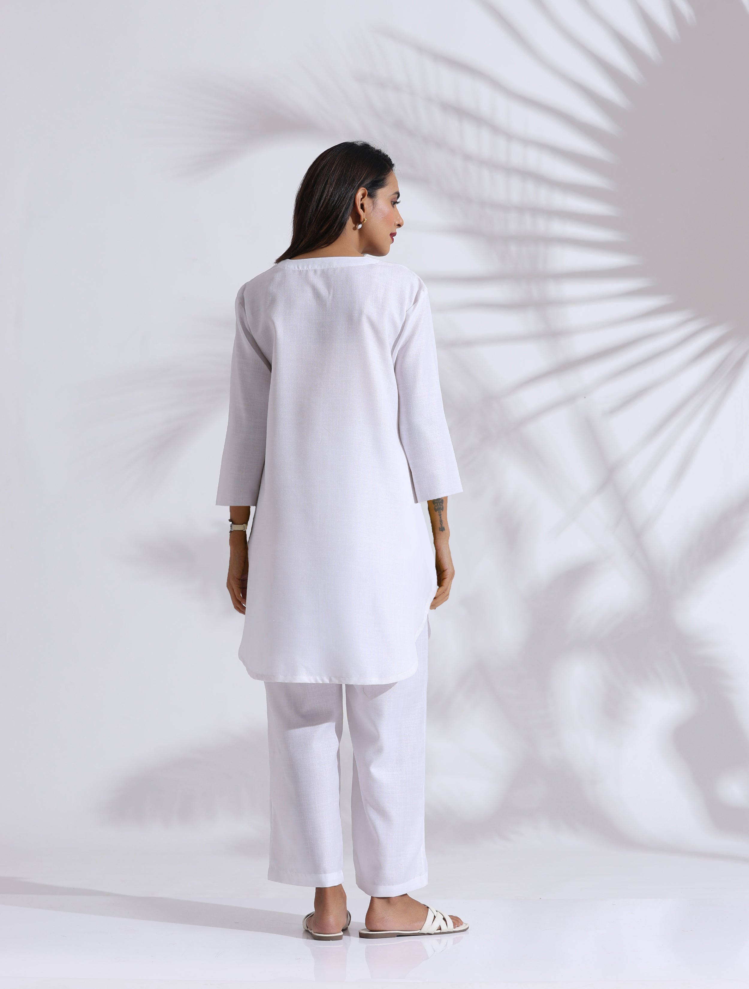 trueBrowns White Slub Kurta Co-ord Set