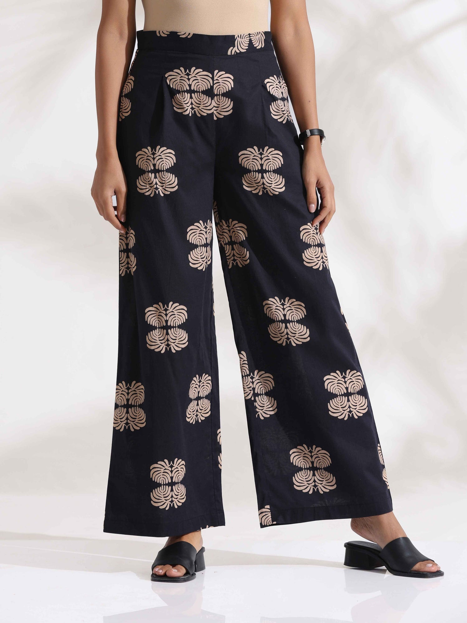 trueBrowns Black Cotton Print Top & Flared Pants Co-ord Set