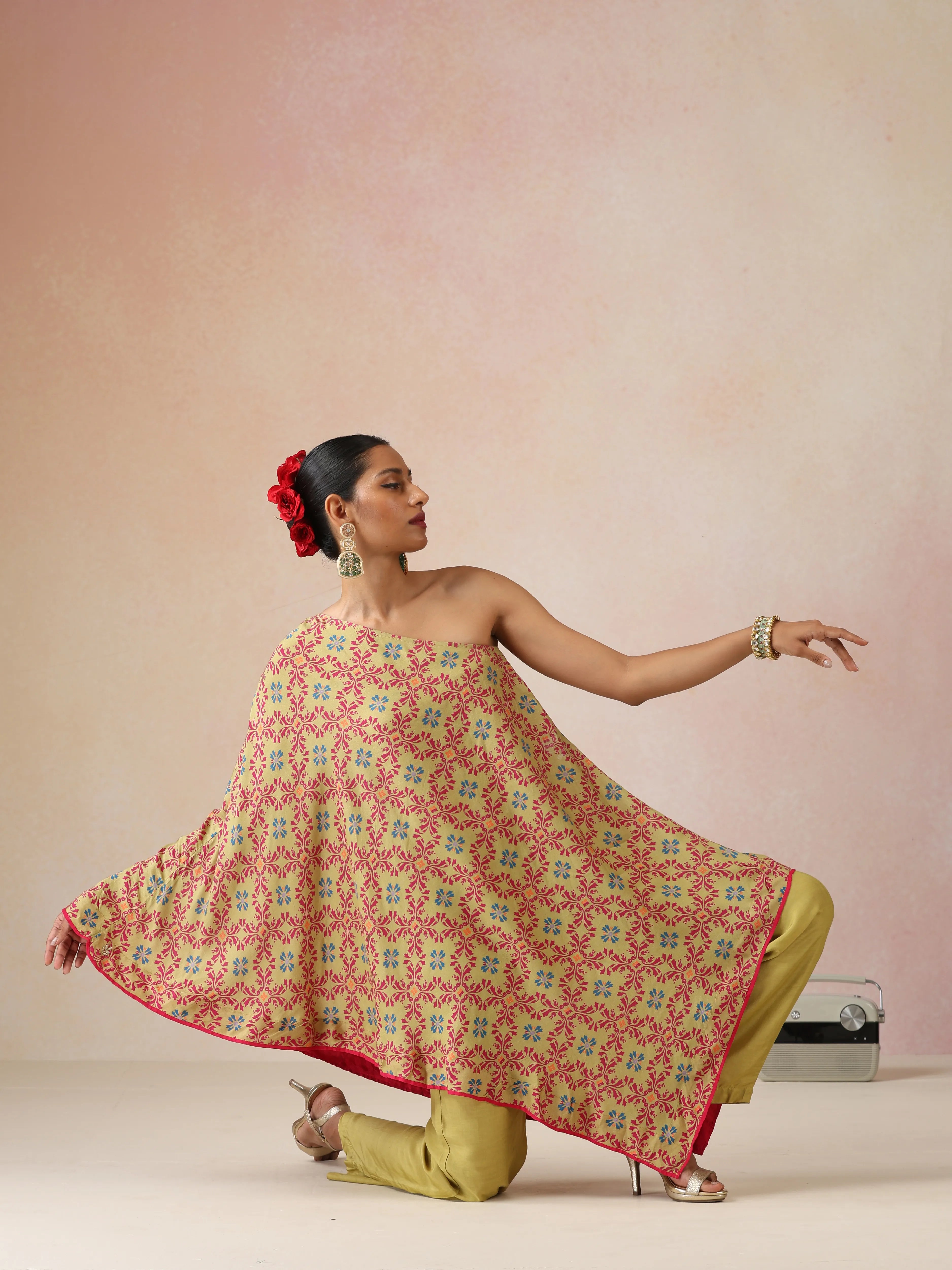 trueBrowns Light Green Pink Jaal Print Viscose Asymmetric One-Shoulder Kurta Co-ord Set