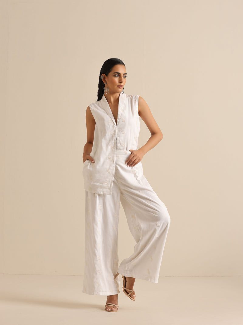 White Pineapple Sleeveless Jacket Pant Set