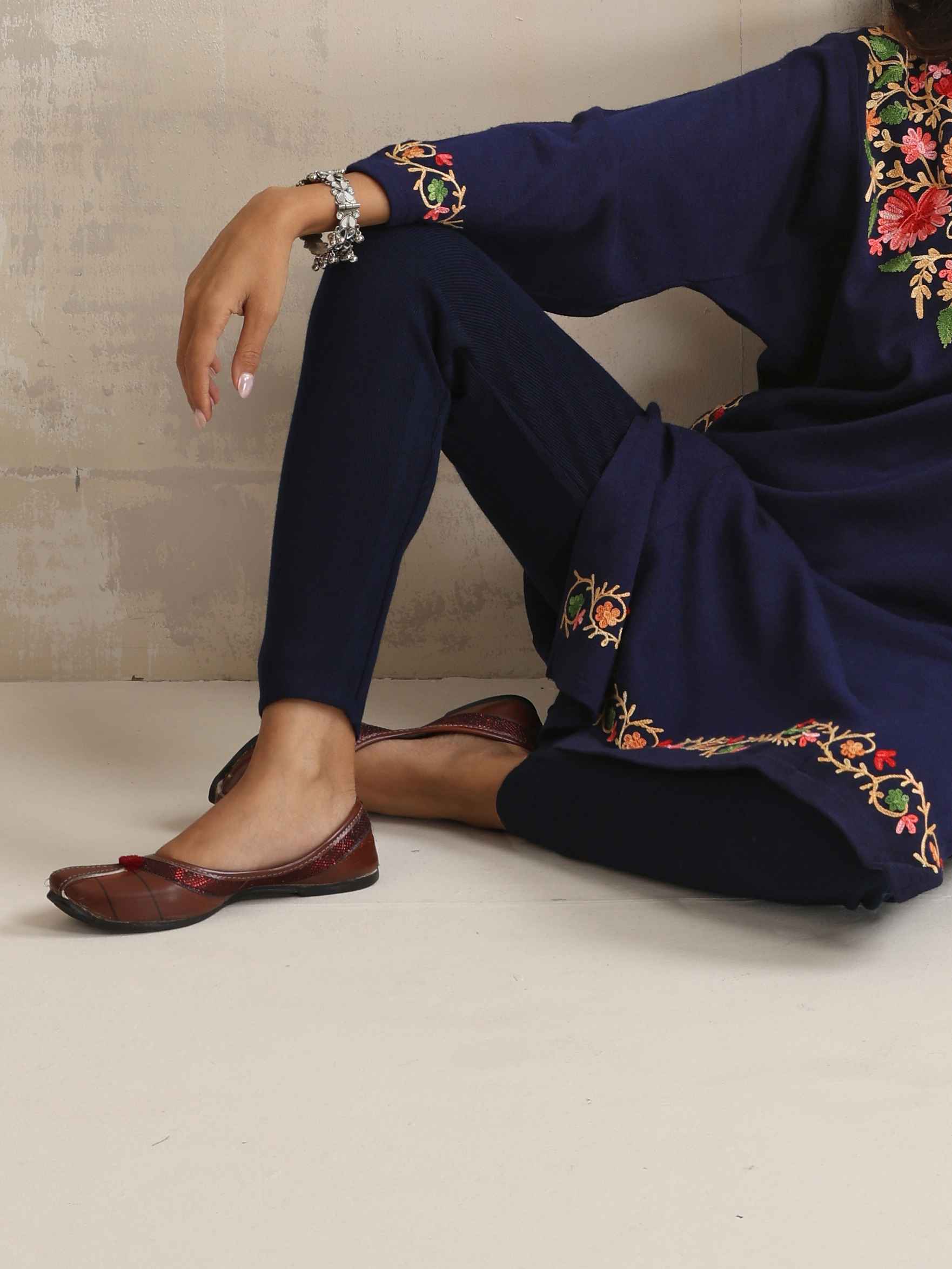 trueBrowns Blue Floral Embroidered Woollen Phiran Kurta