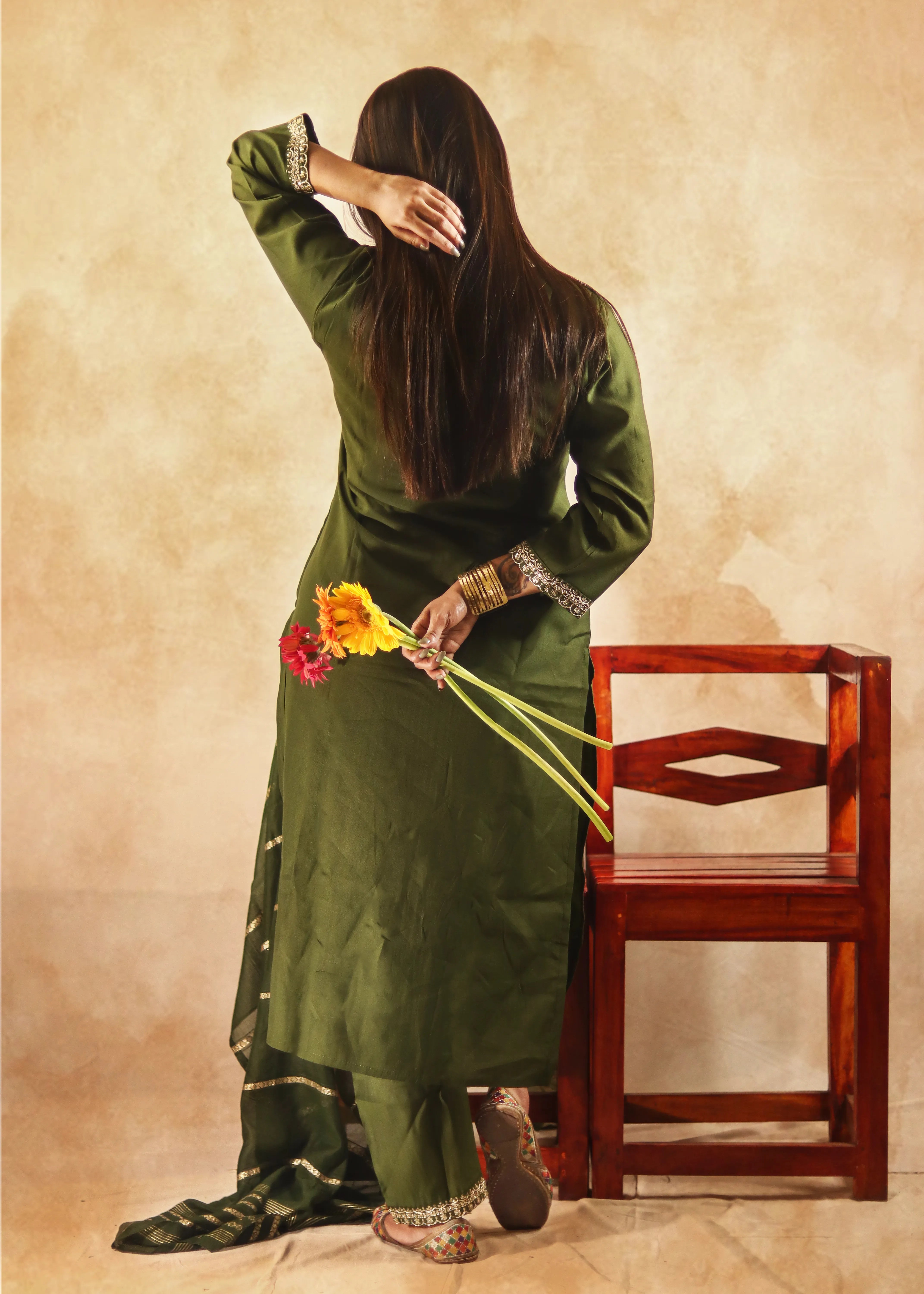 trueBrowns Green All Over Embroidered Straight Kurta 3pc Set