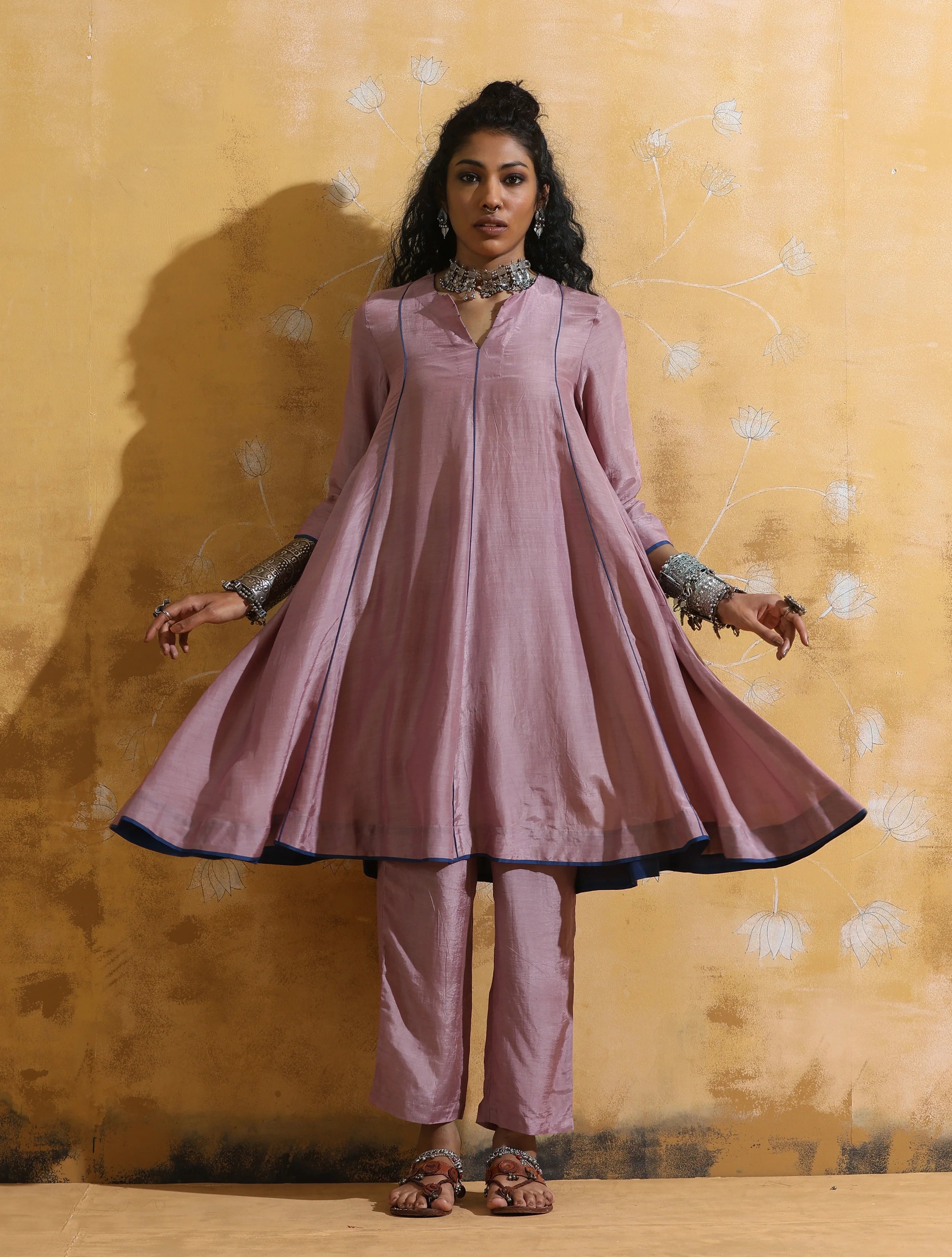 trueBrowns Lilac Muslin Silk Flared Kurta Co-ord Set